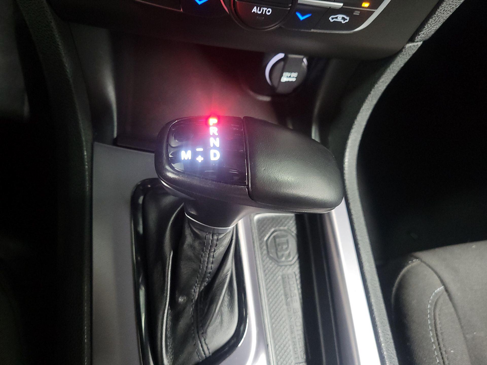 Thumbnail: 2022 Dodge Charger - 16