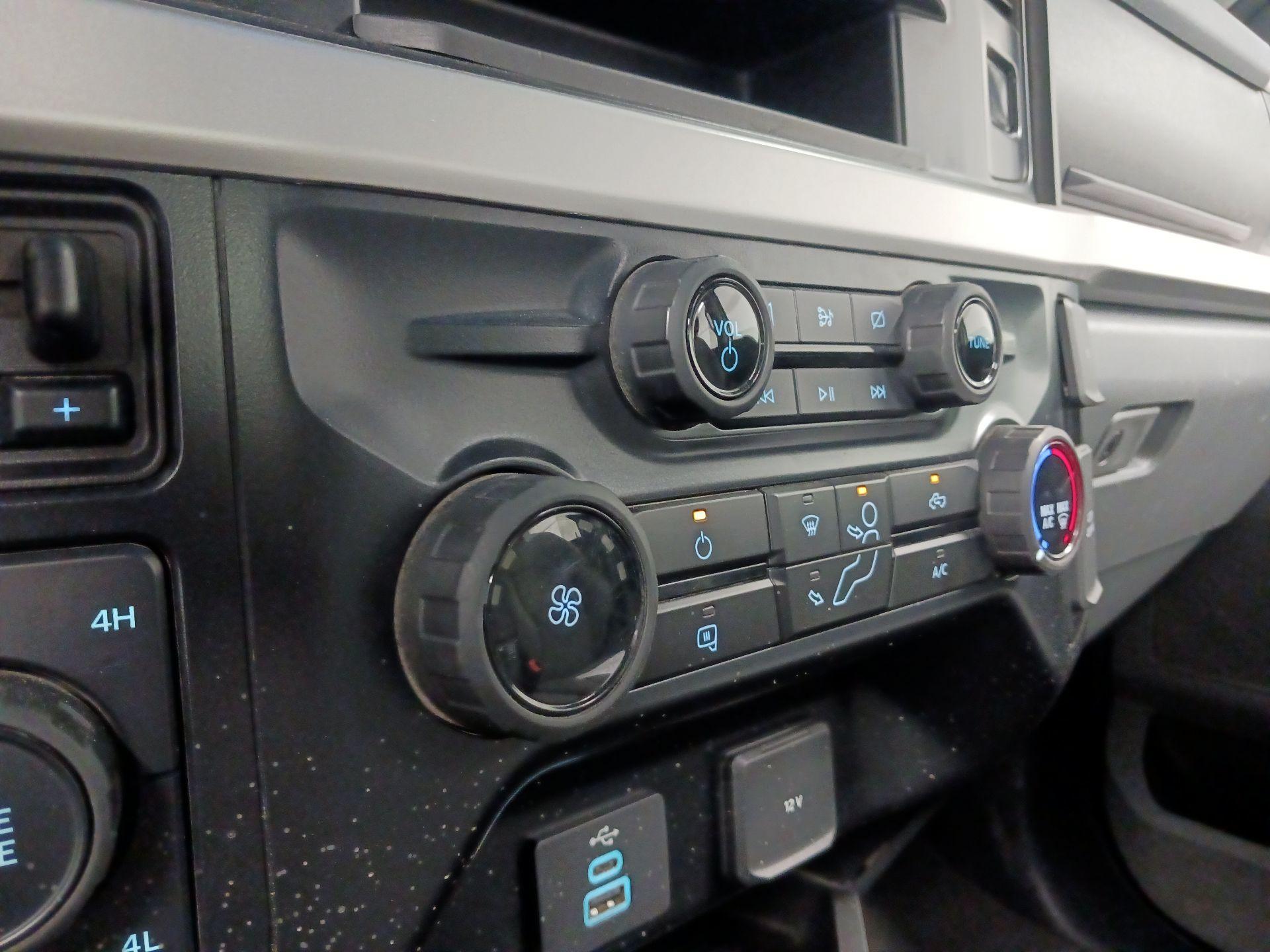 Thumbnail: 2024 Ford F-250 - 16