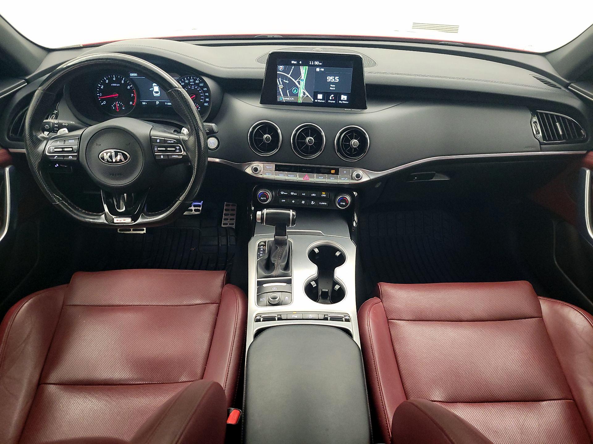 Thumbnail: 2018 Kia Stinger - 9