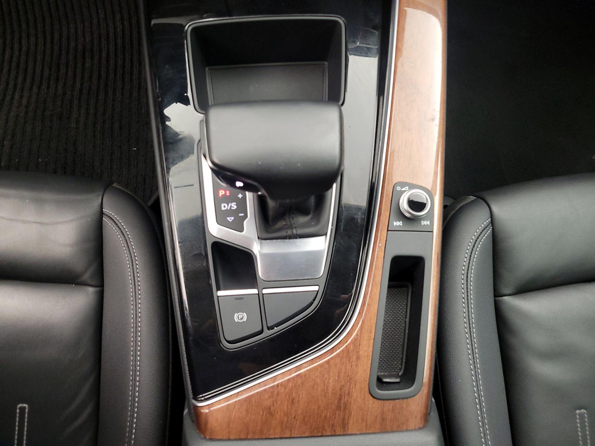 Thumbnail: 2023 Audi A4 - 17