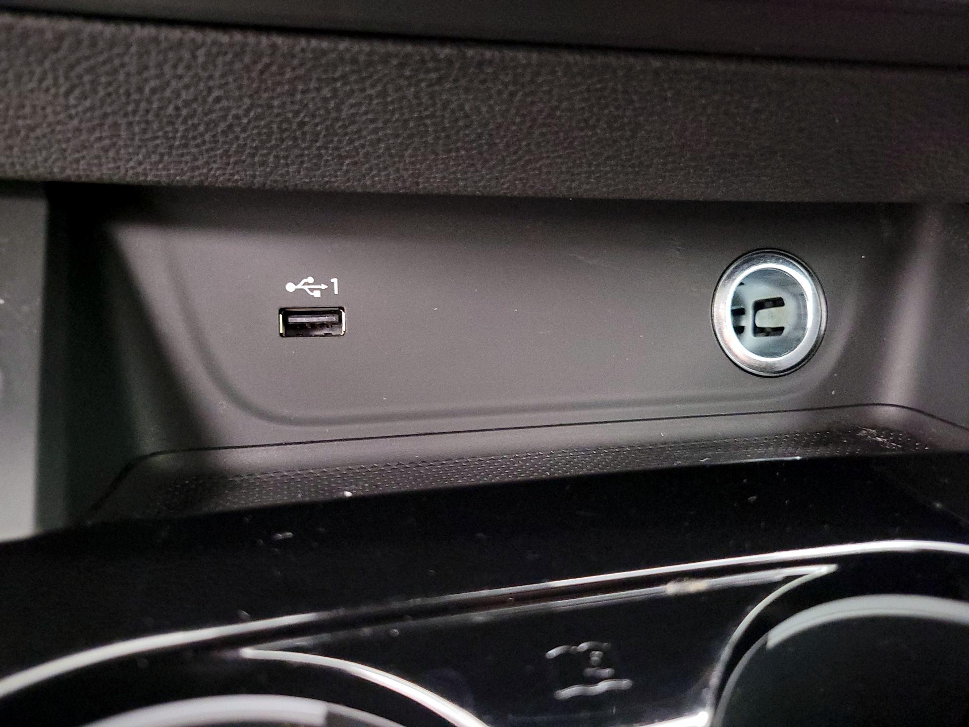 Thumbnail: 2023 Audi A4 - 18