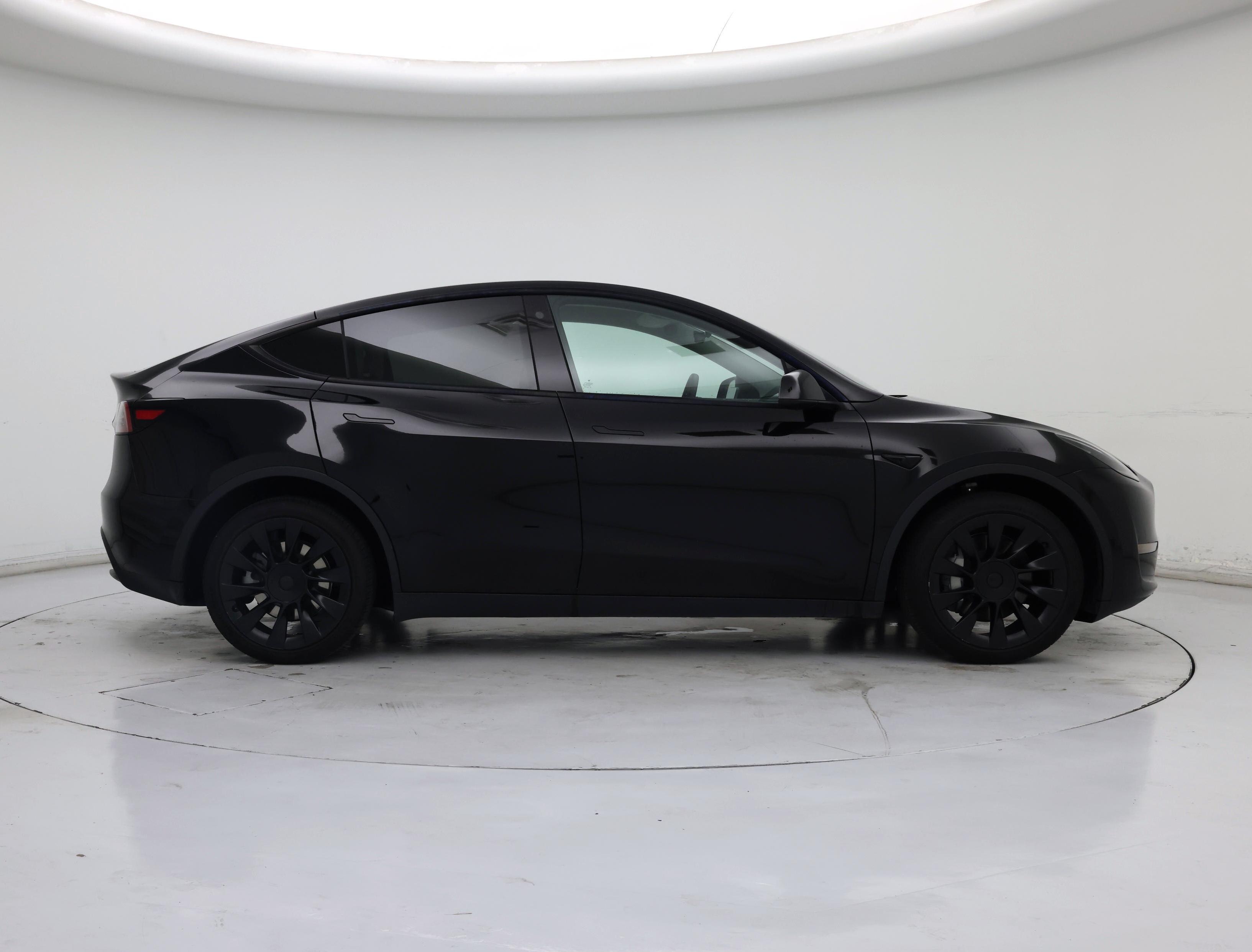 Thumbnail: 2023 Tesla Model Y - 7