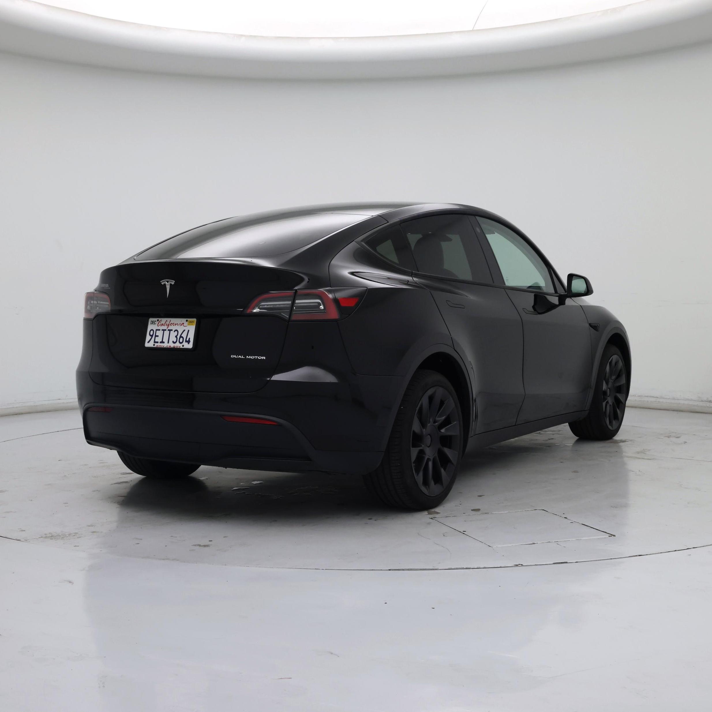 Thumbnail: 2023 Tesla Model Y - 8