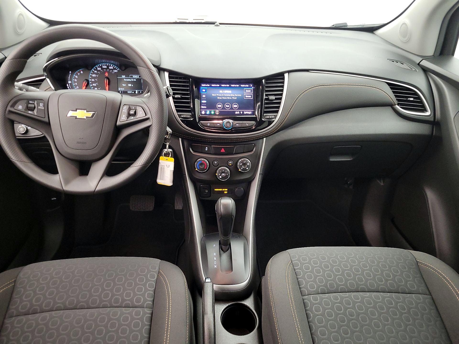 Thumbnail: 2022 Chevrolet Trax - 9