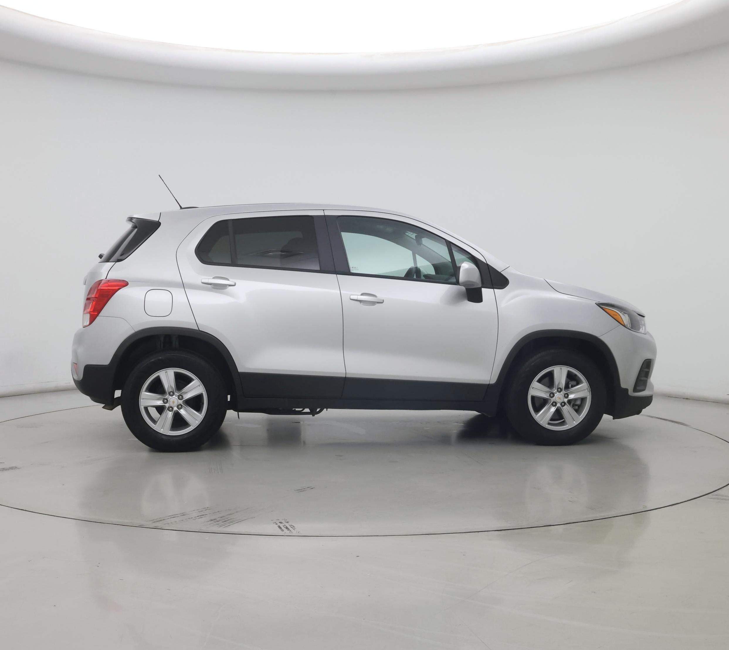 Thumbnail: 2022 Chevrolet Trax - 7