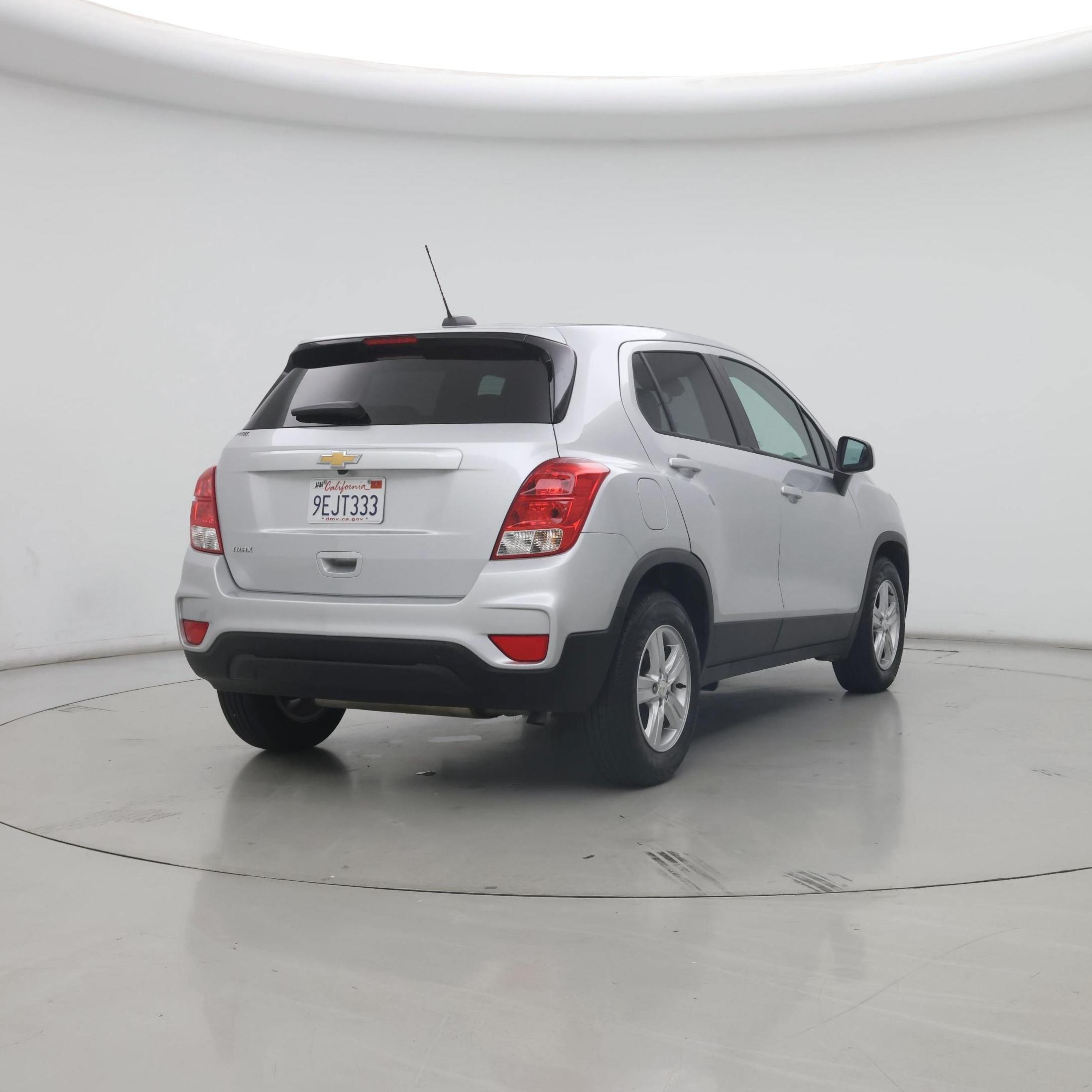Thumbnail: 2022 Chevrolet Trax - 8