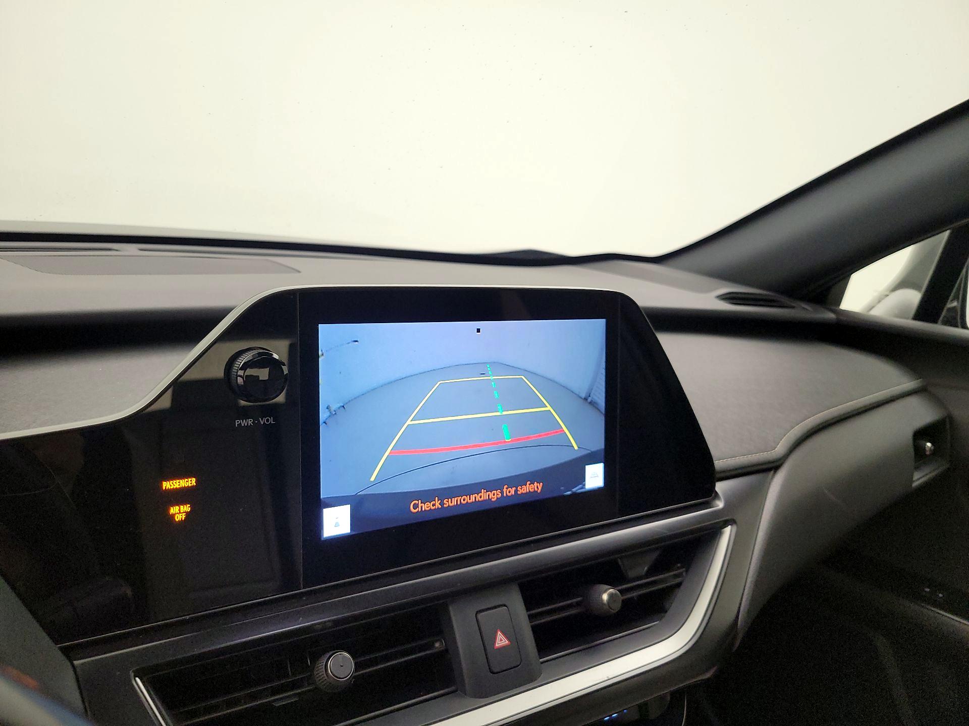 Thumbnail: 2023 Lexus UX - 14