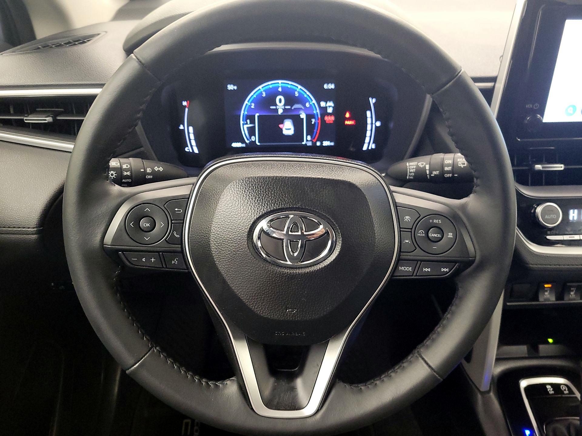 Thumbnail: 2025 Toyota Corolla Cross - 10