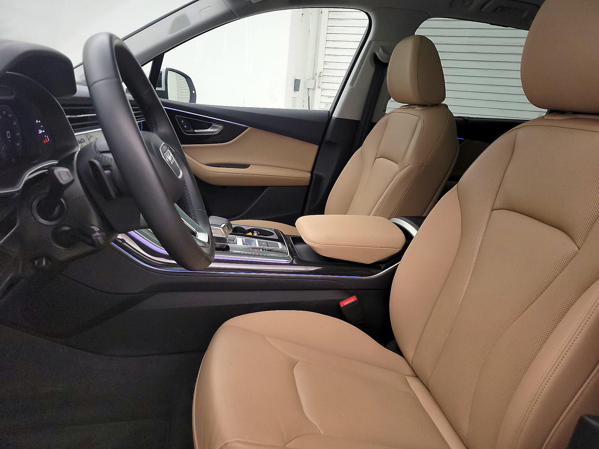 Thumbnail: 2023 Audi Q7 - 11