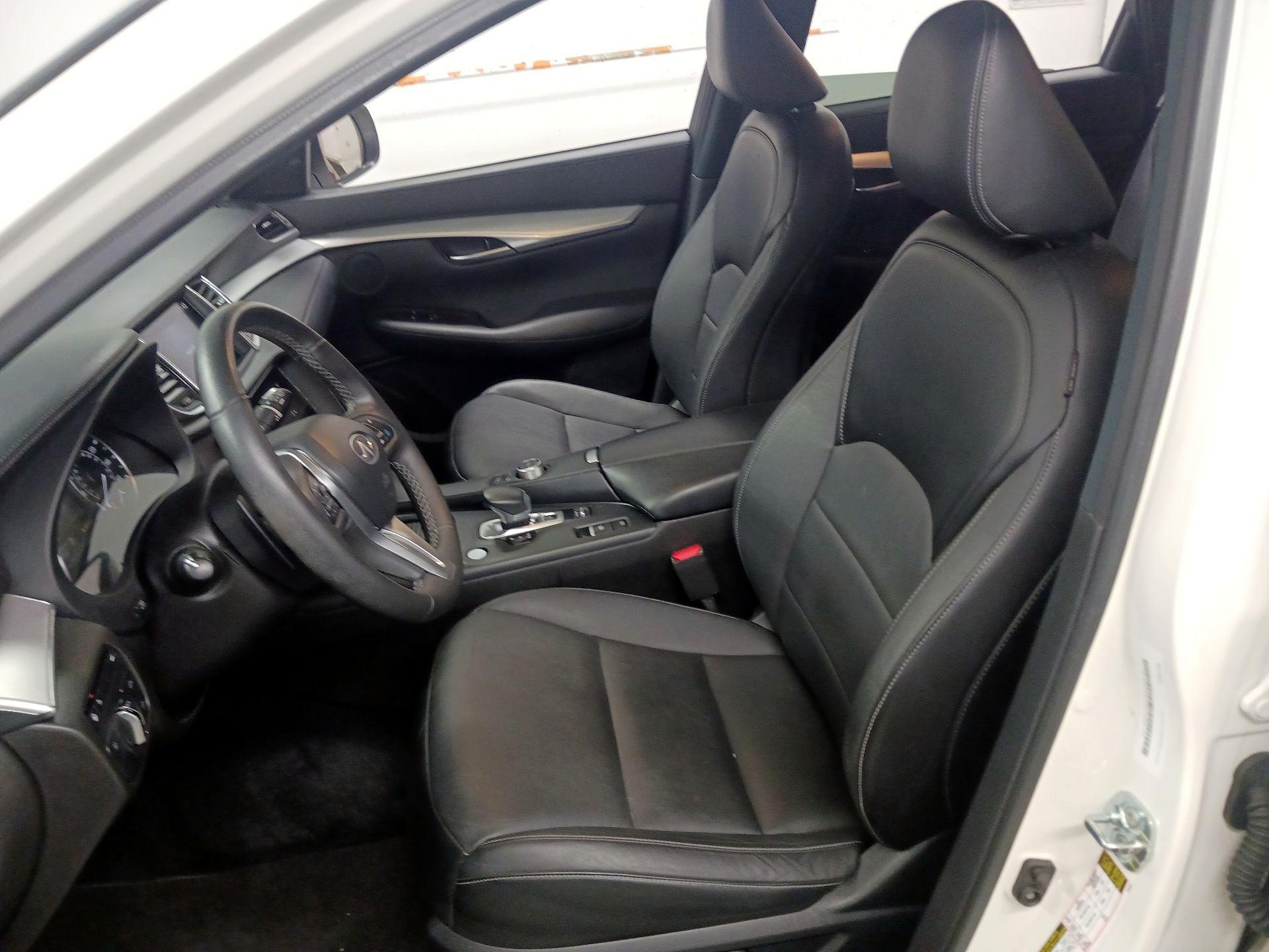 Thumbnail: 2021 INFINITI QX50 - 11