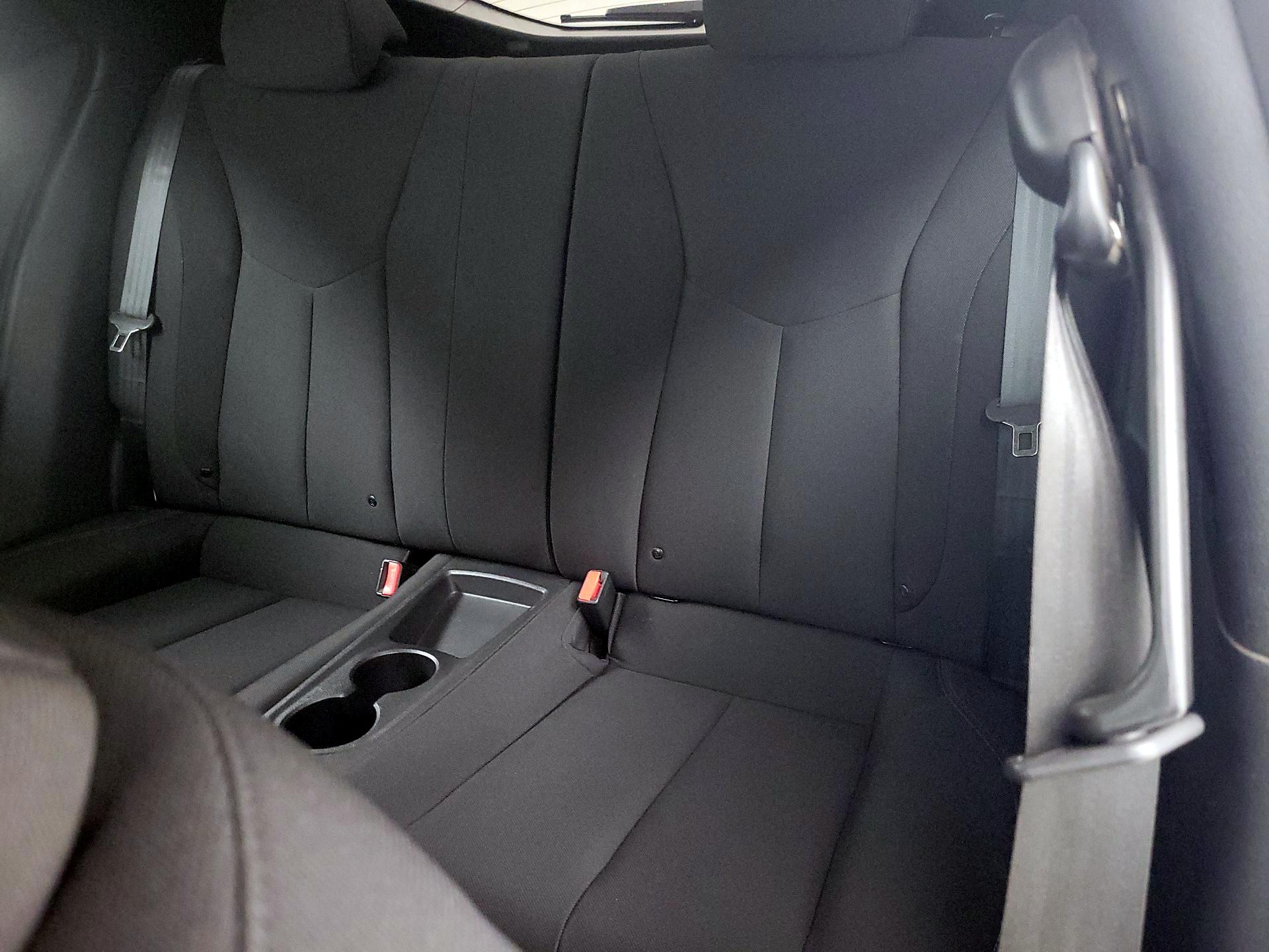 Thumbnail: 2016 Hyundai Veloster - 19