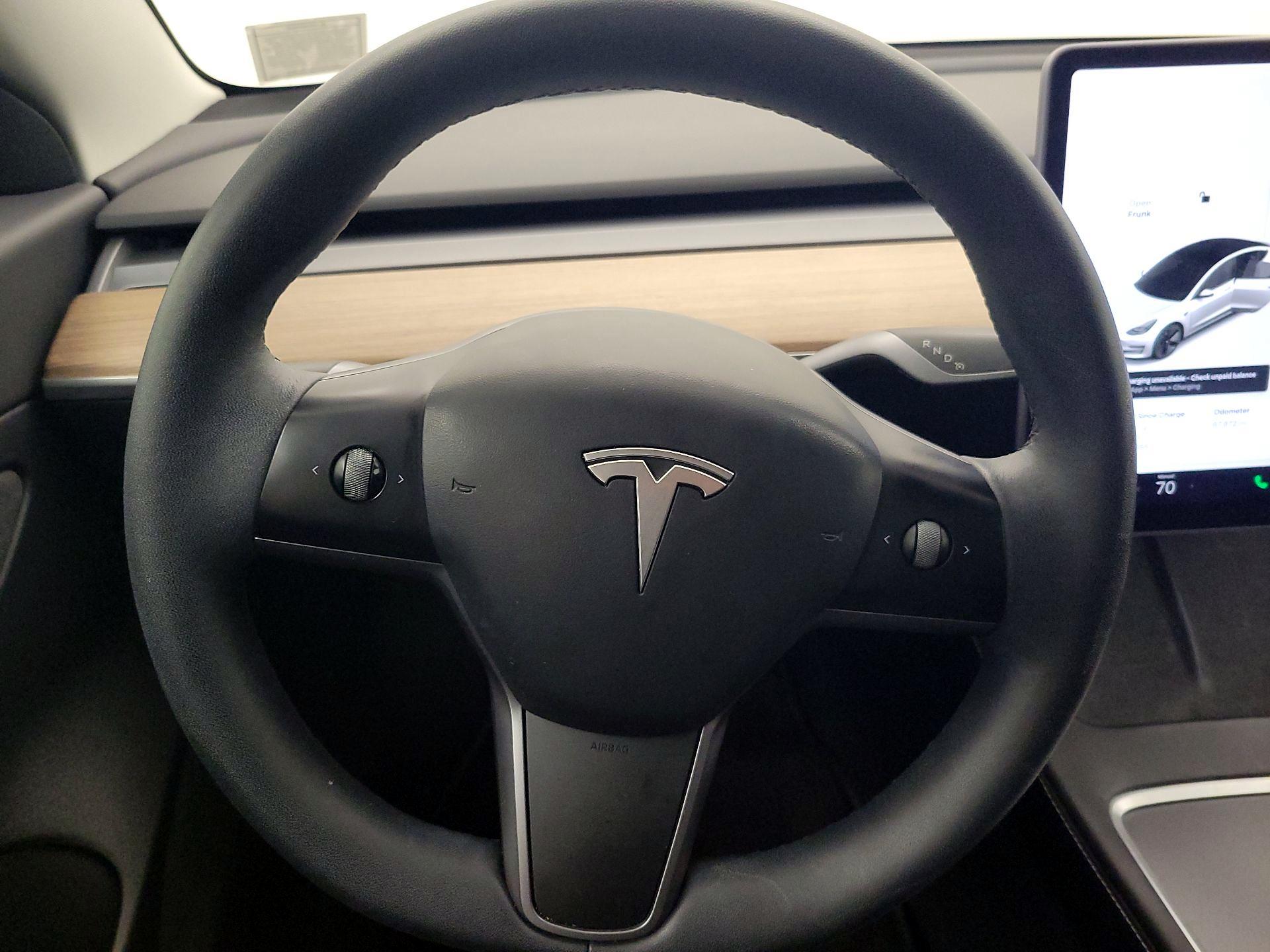 Thumbnail: 2021 Tesla Model 3 - 10