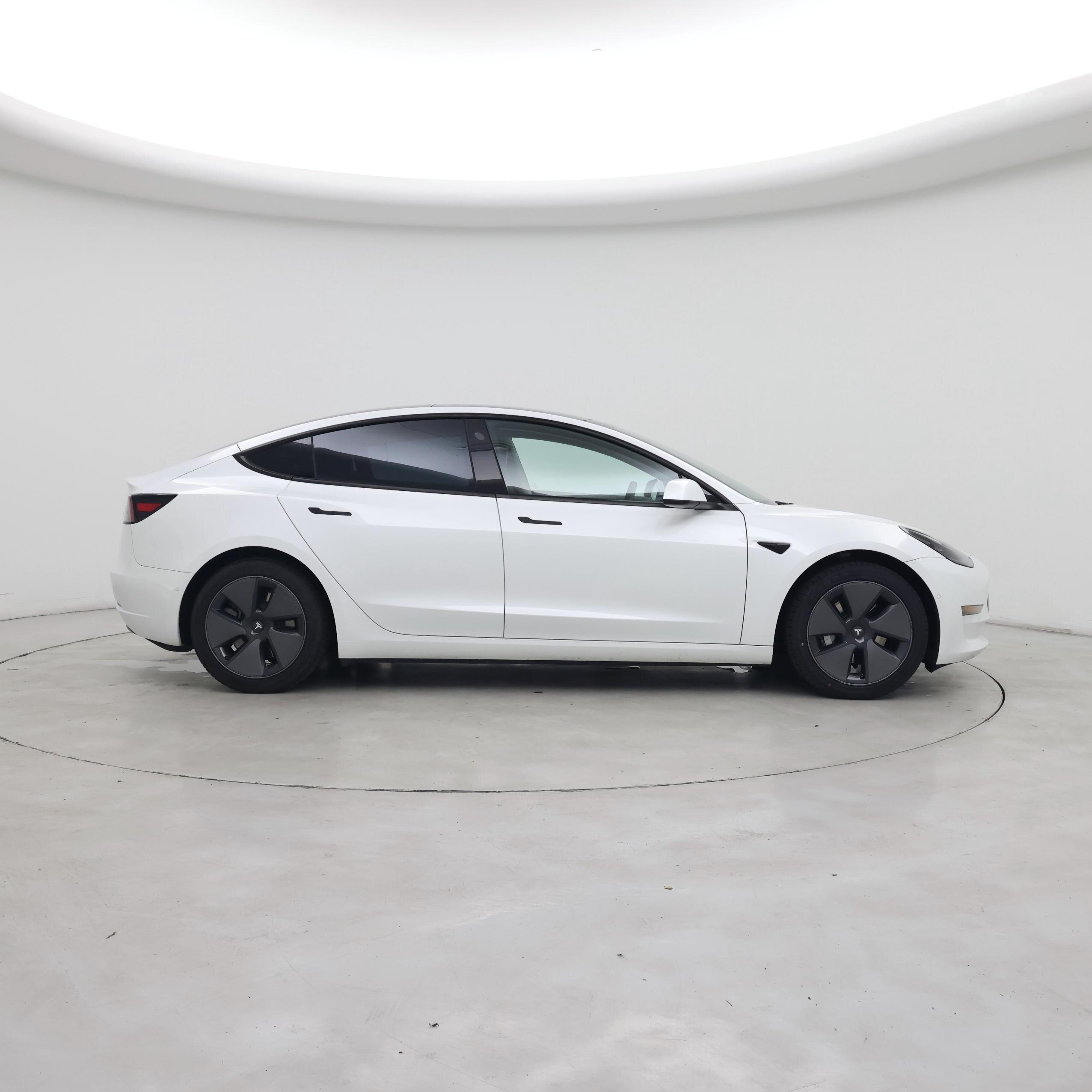 Thumbnail: 2021 Tesla Model 3 - 7