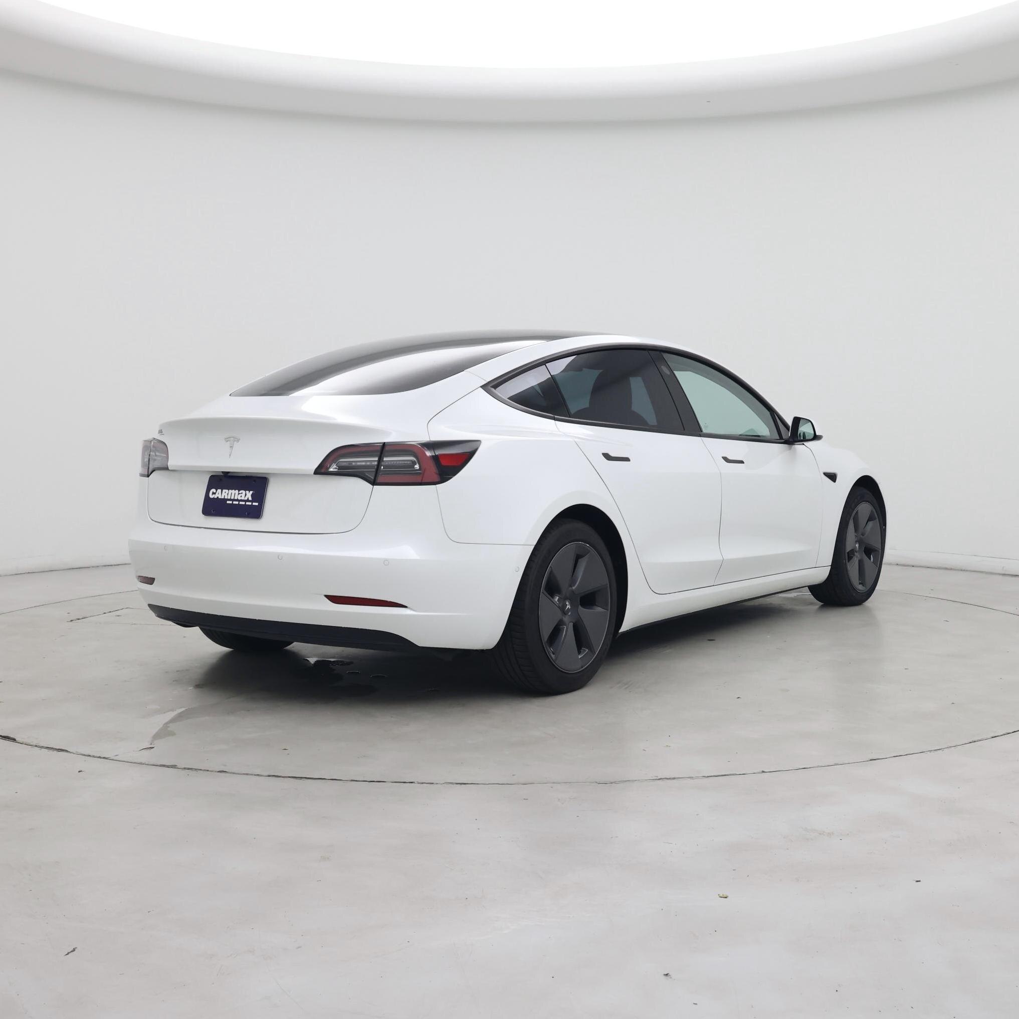 Thumbnail: 2021 Tesla Model 3 - 8