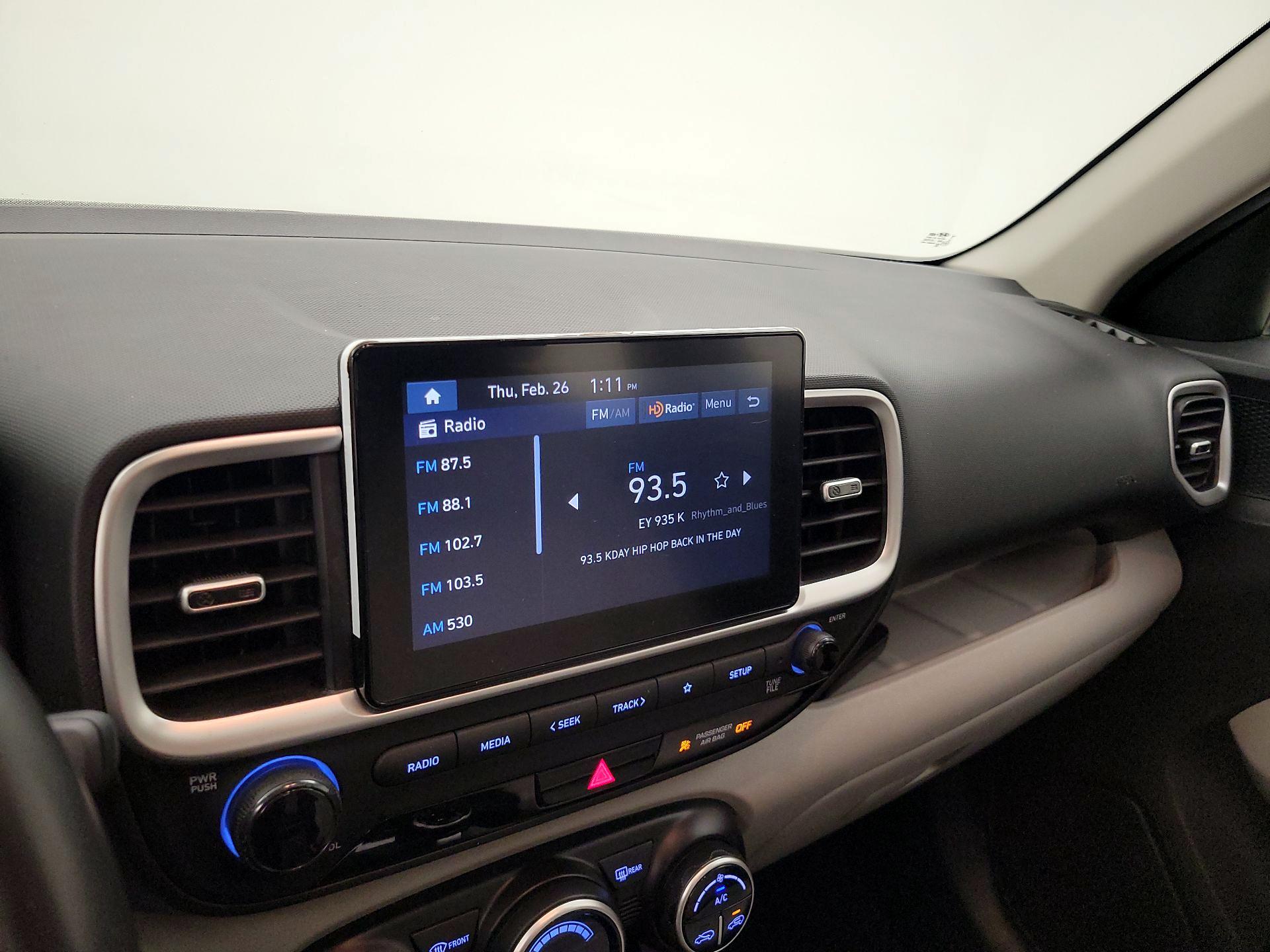 Thumbnail: 2024 Hyundai Venue - 15