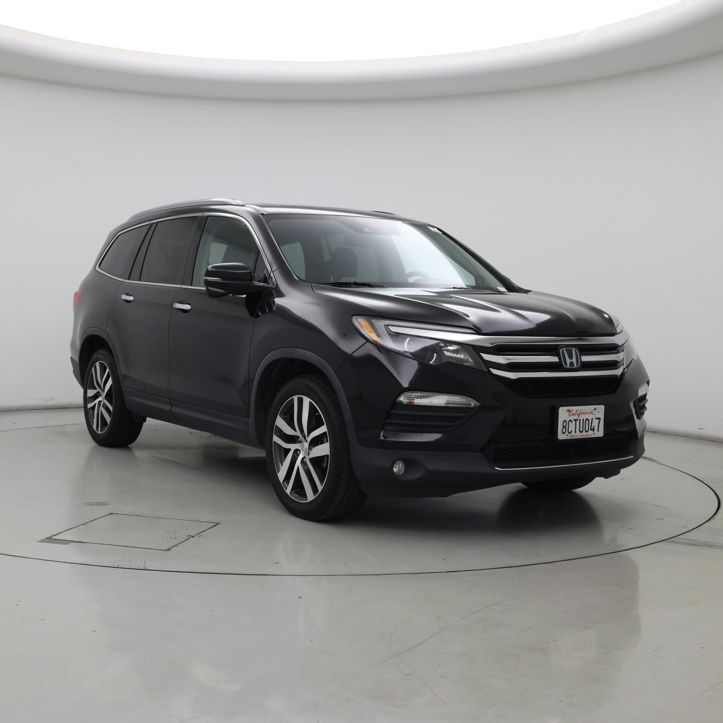 2018 Honda Pilot Touring FWD
