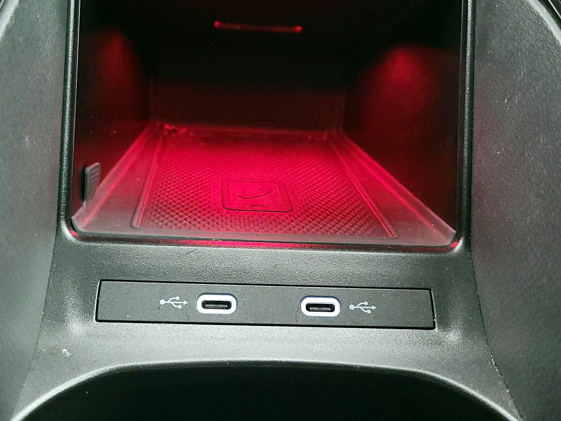 Thumbnail: 2021 Volkswagen ID.4 - 19