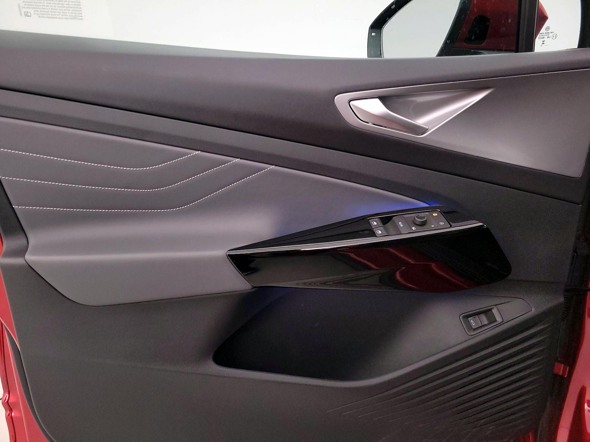 Thumbnail: 2023 Volkswagen ID.4 - 12