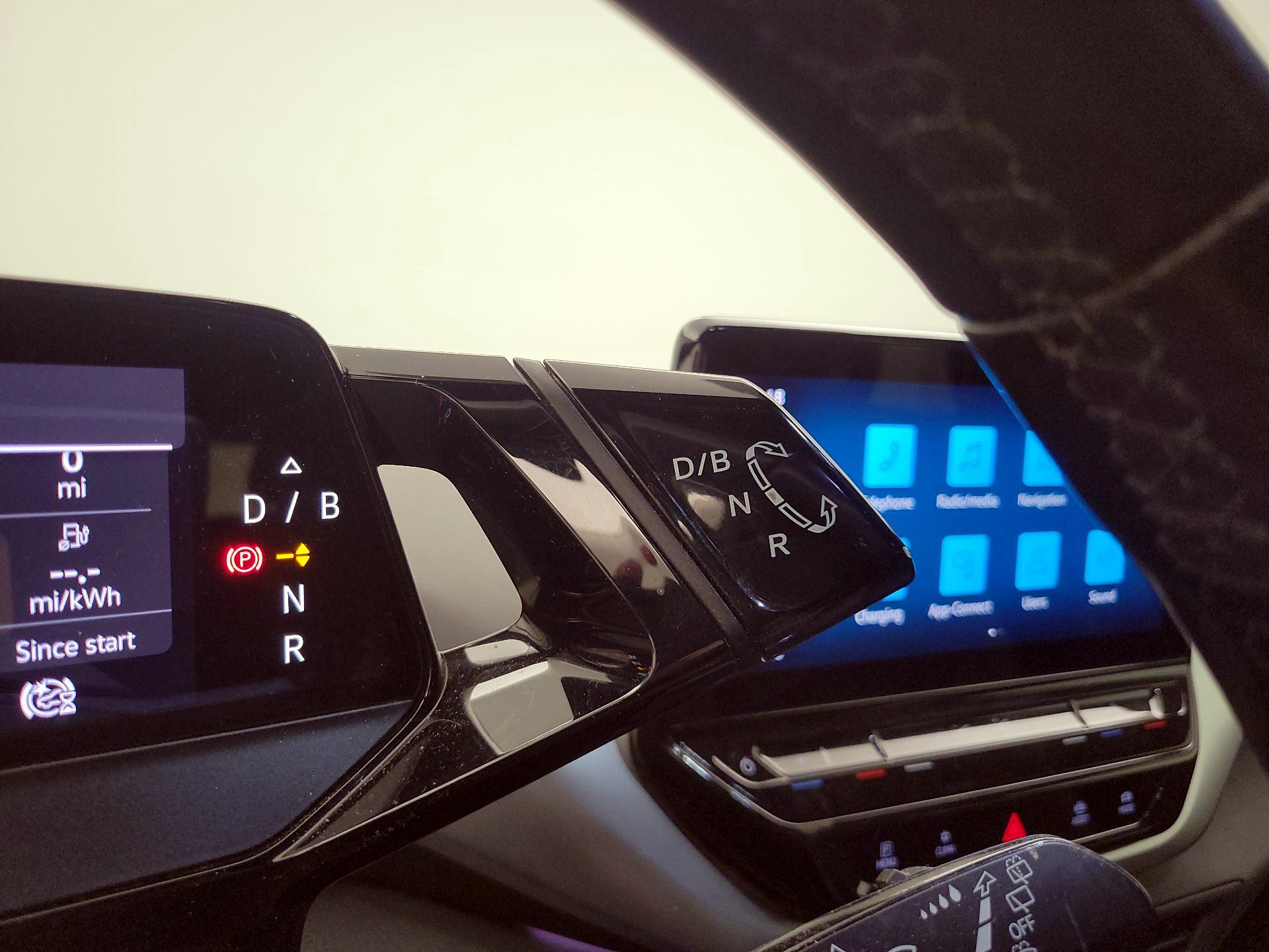 Thumbnail: 2022 Volkswagen ID.4 - 18