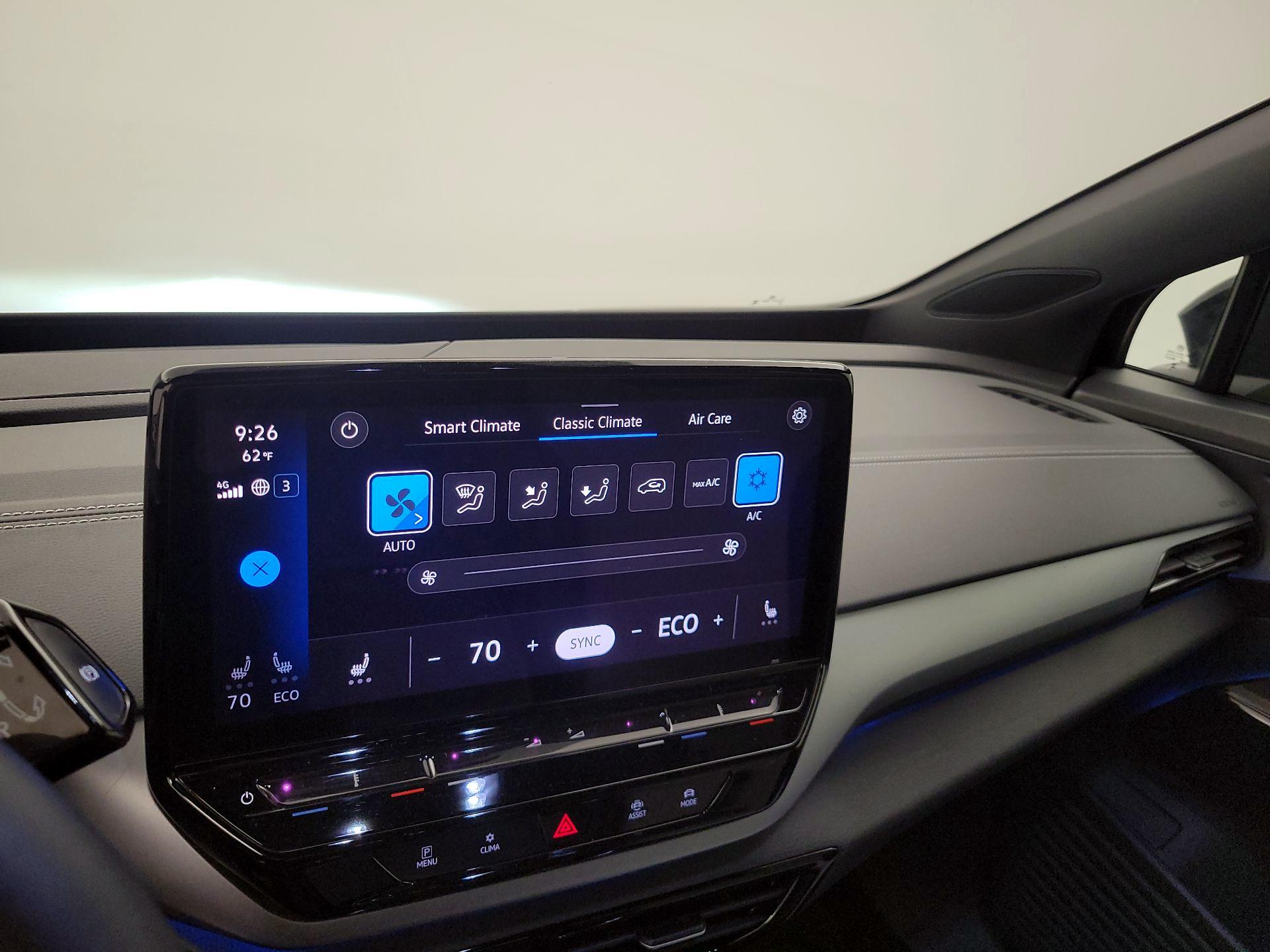 Thumbnail: 2023 Volkswagen ID.4 - 17