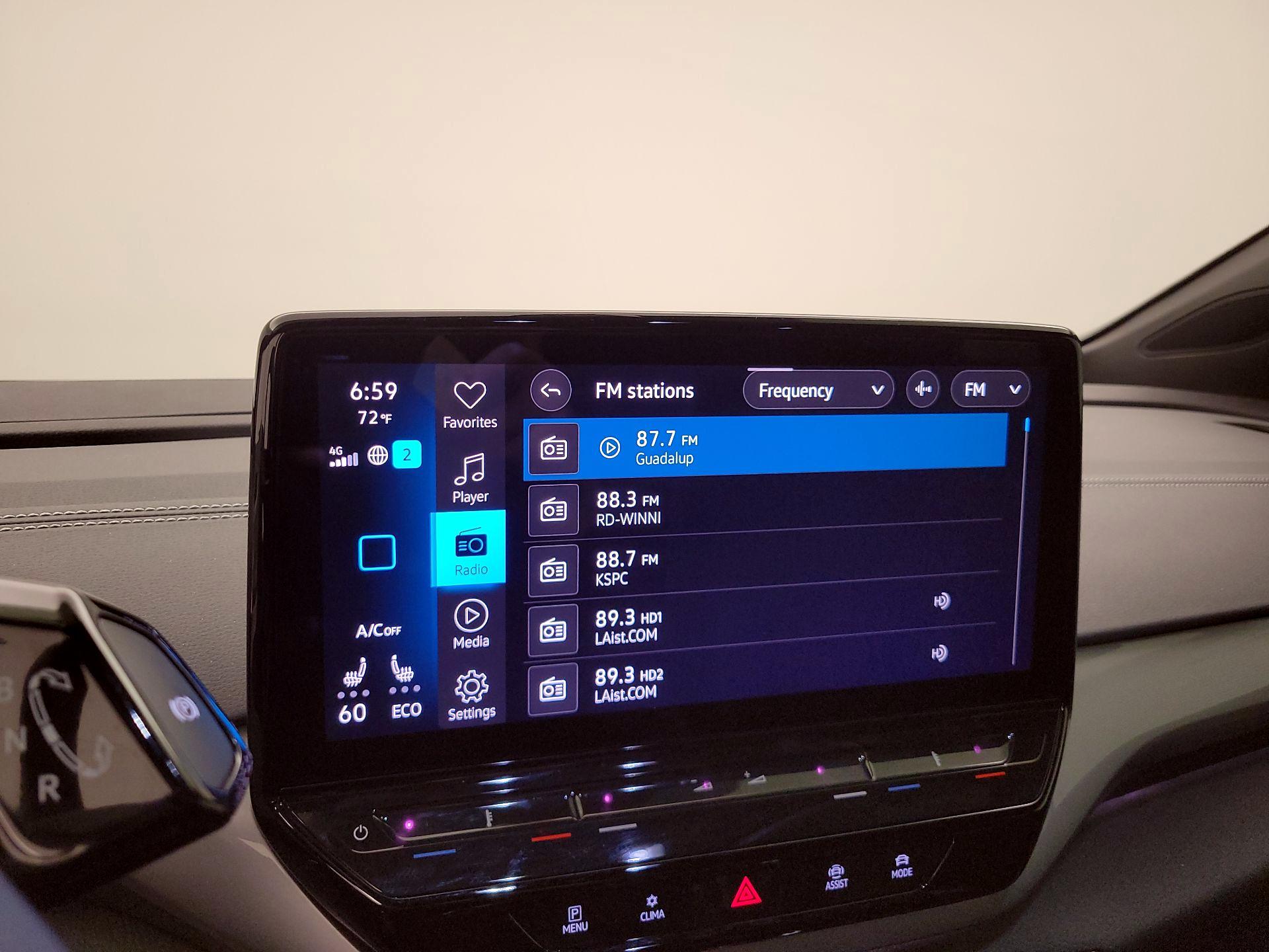 Thumbnail: 2023 Volkswagen ID.4 - 15