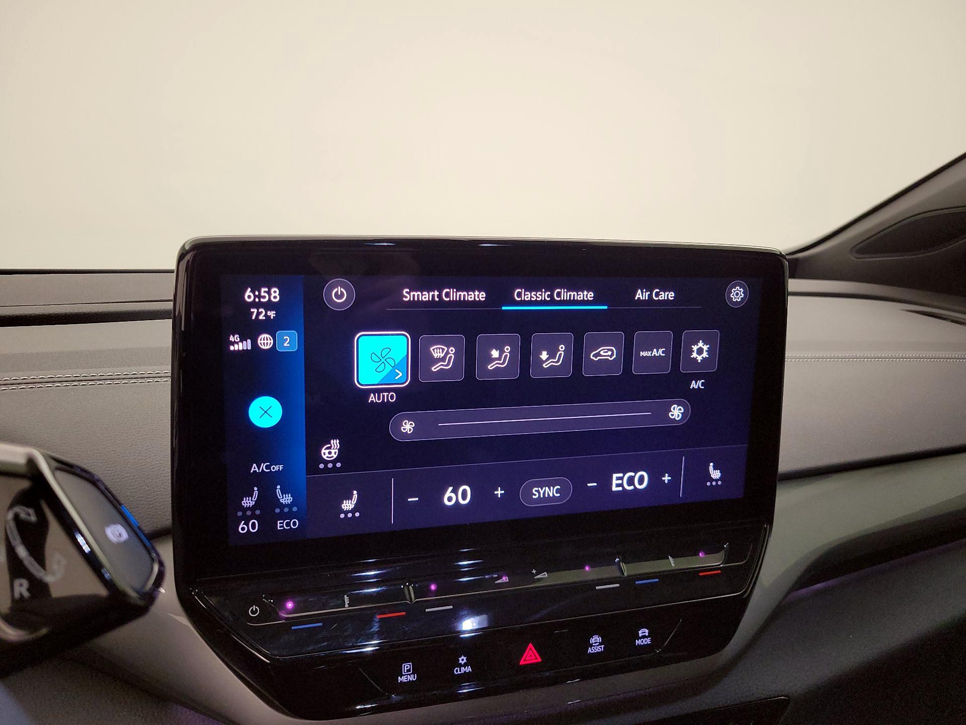 Thumbnail: 2023 Volkswagen ID.4 - 16