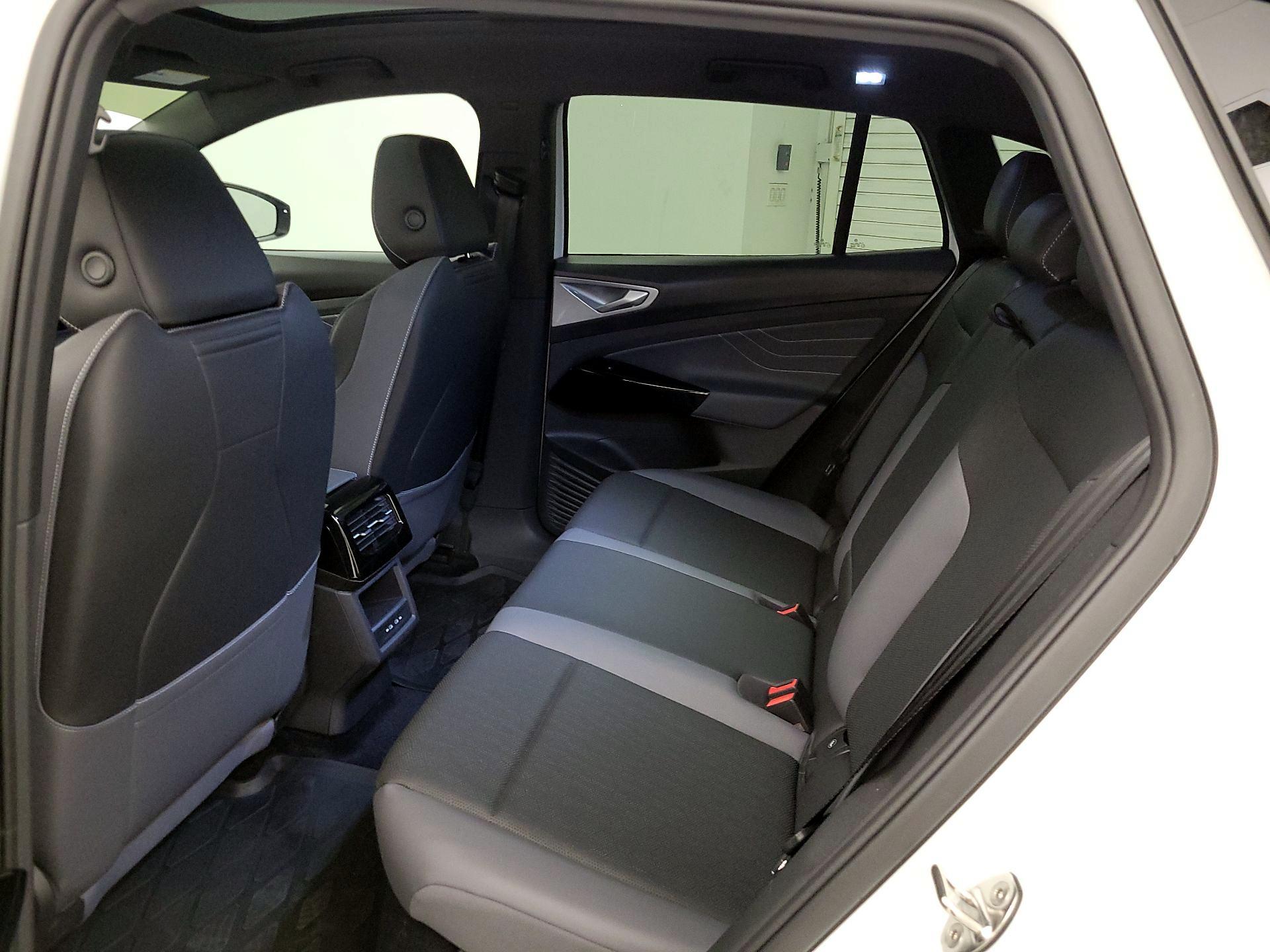 Thumbnail: 2023 Volkswagen ID.4 - 20