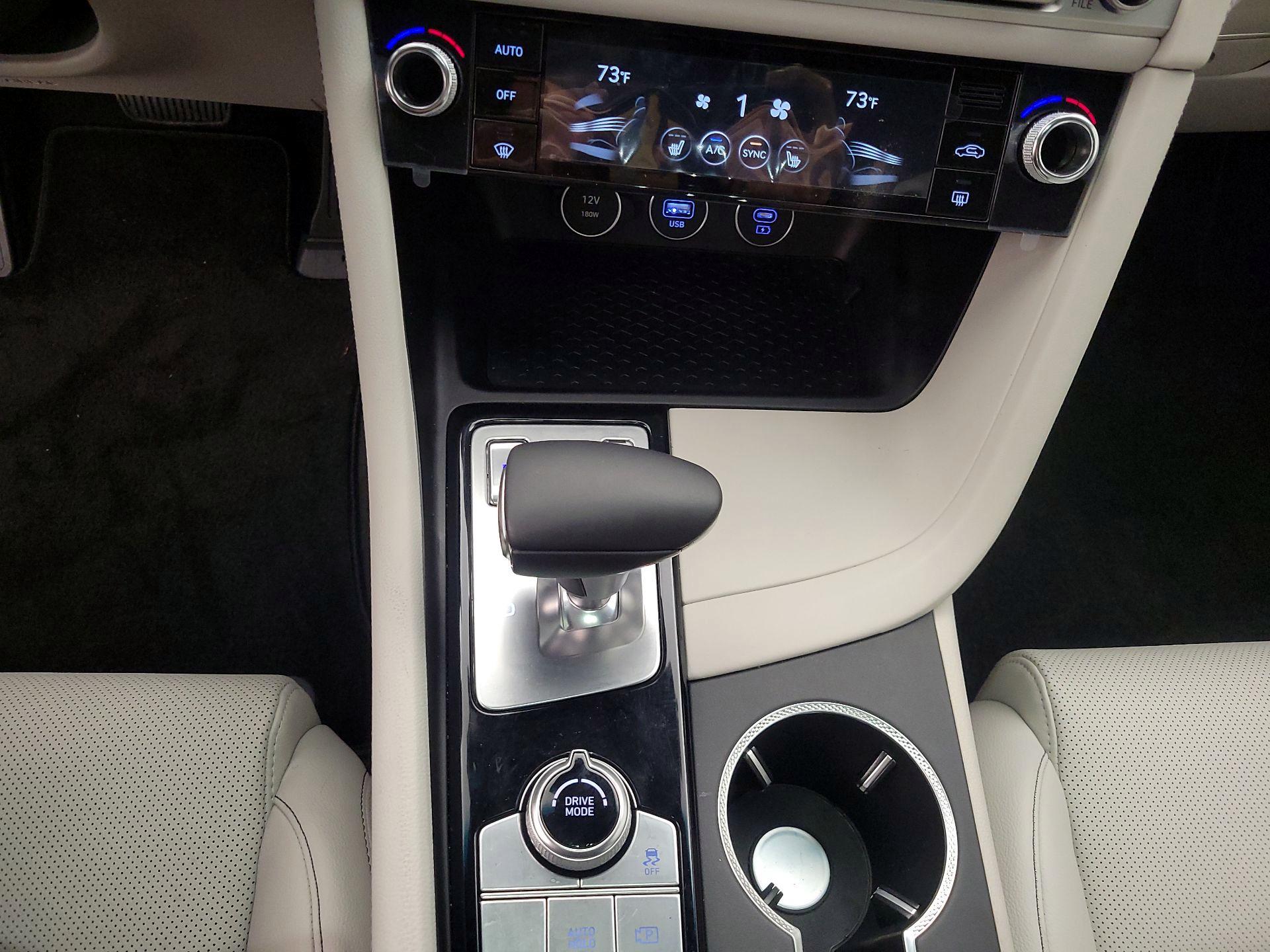 Thumbnail: 2025 Genesis G70 - 18