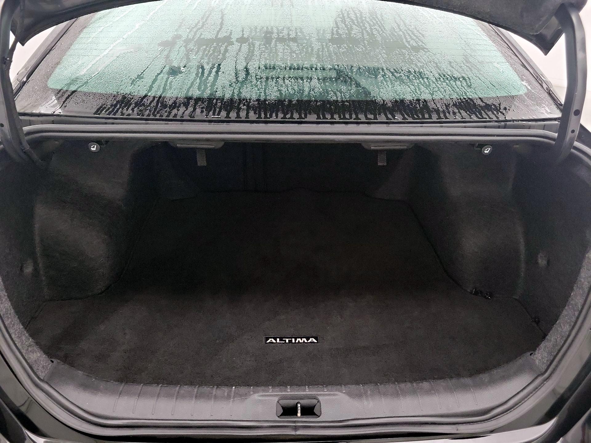 Thumbnail: 2024 Nissan Altima - 20