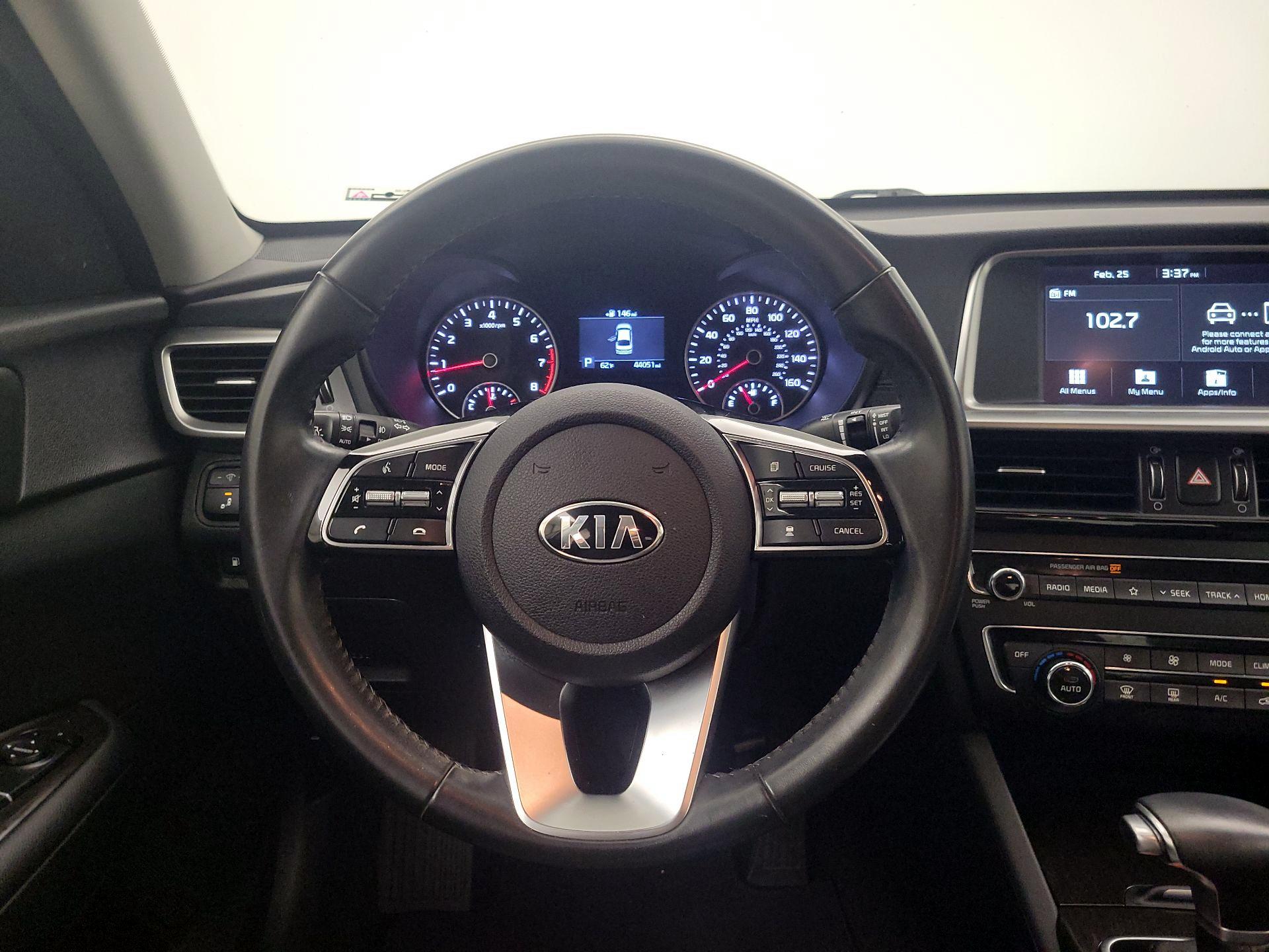 Thumbnail: 2019 Kia Optima - 10