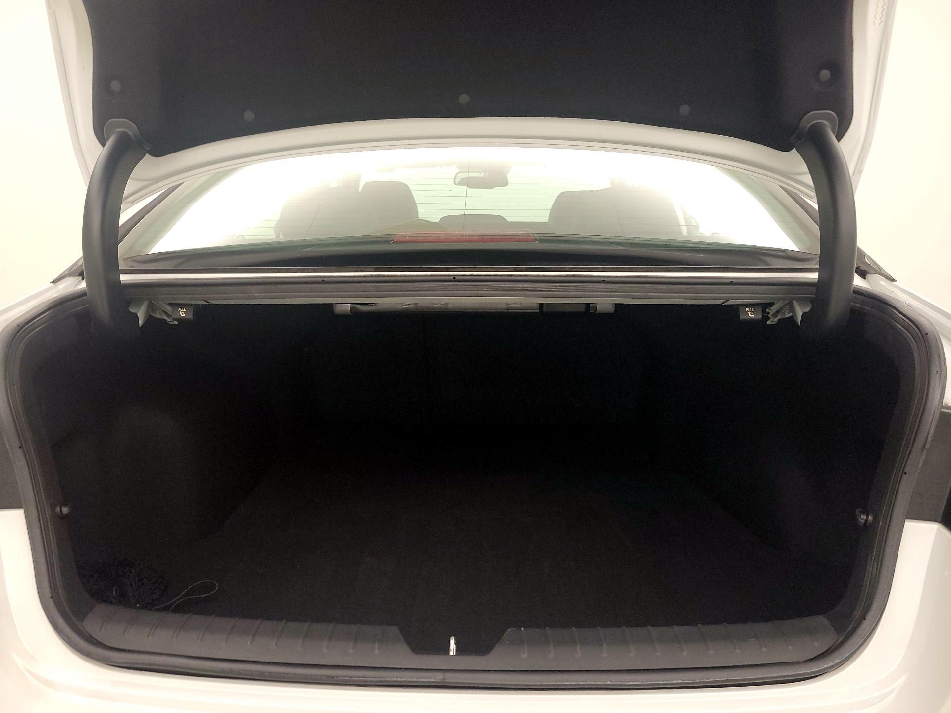 Thumbnail: 2019 Kia Optima - 20