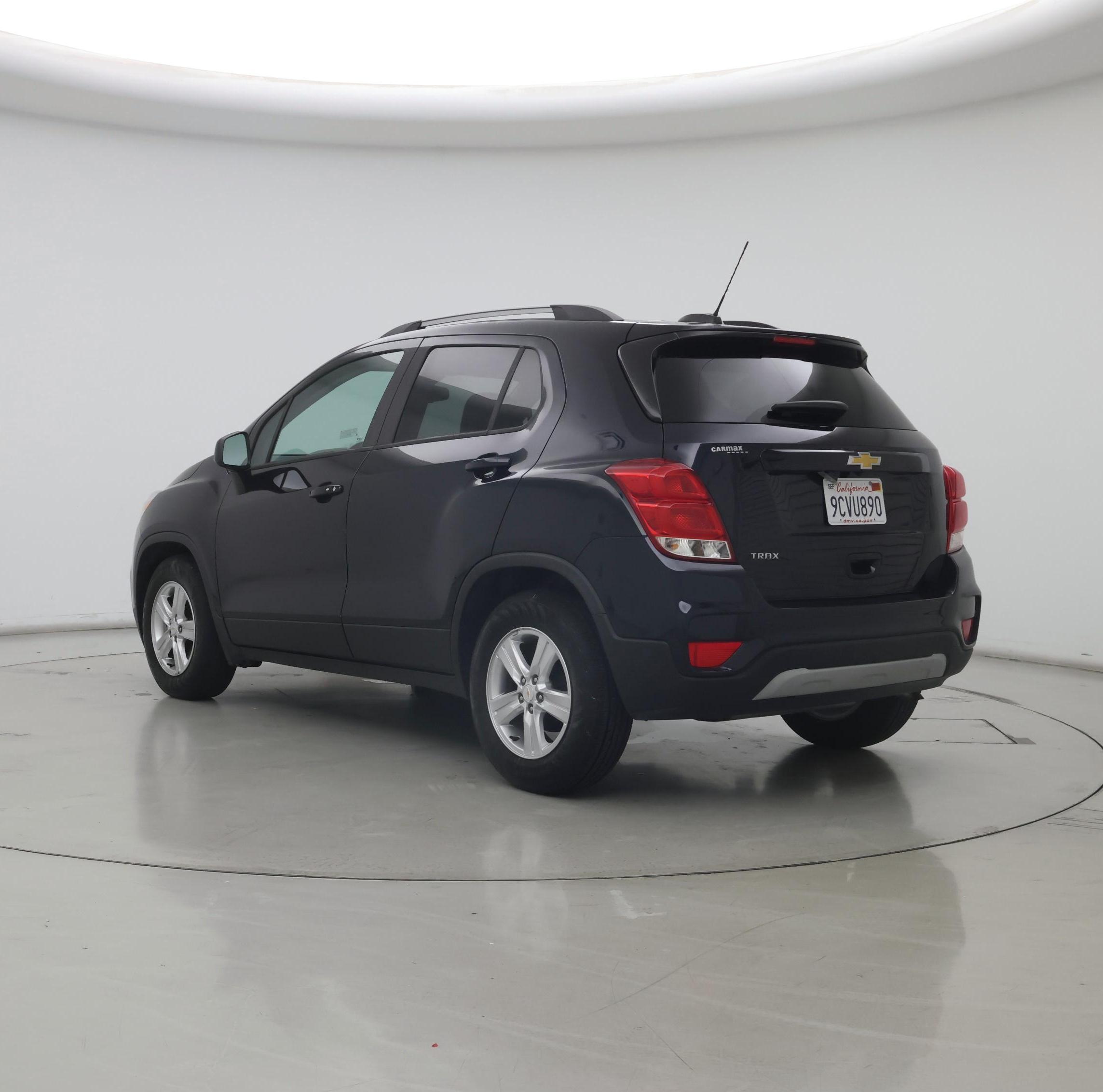 Thumbnail: 2022 Chevrolet Trax - 2