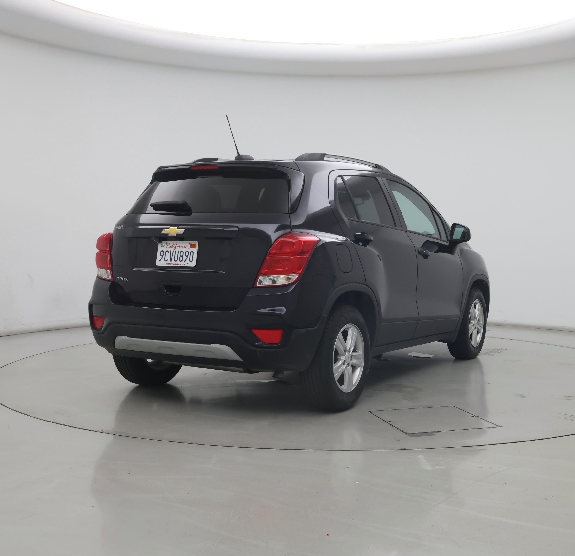 Thumbnail: 2022 Chevrolet Trax - 8