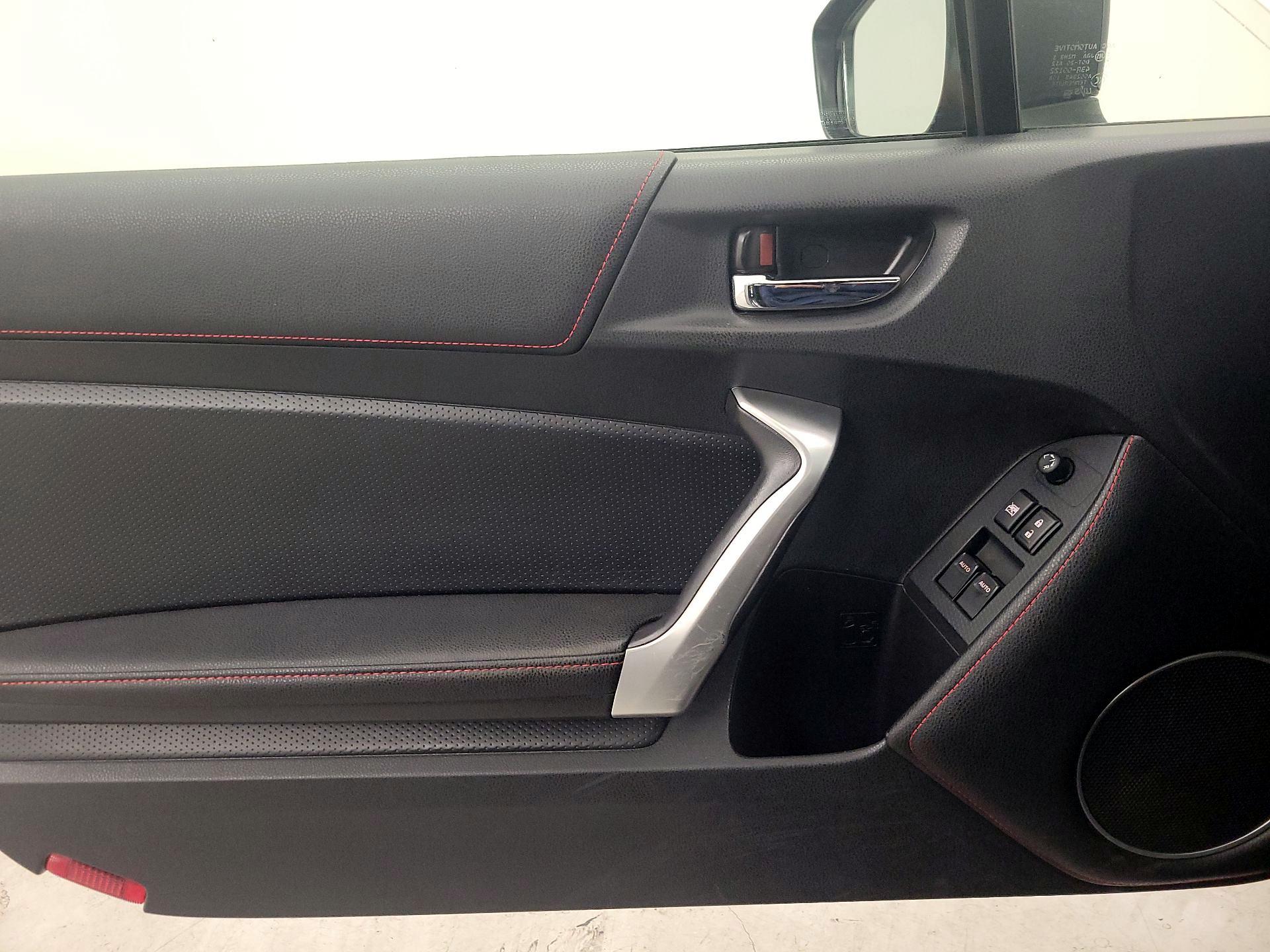 Thumbnail: 2016 Scion FR-S - 12