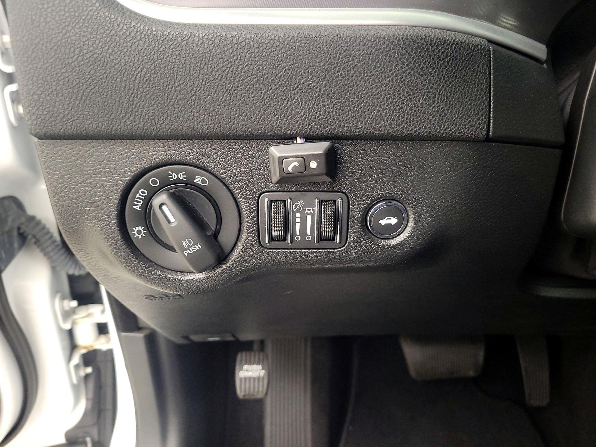 Thumbnail: 2021 Dodge Charger - 13