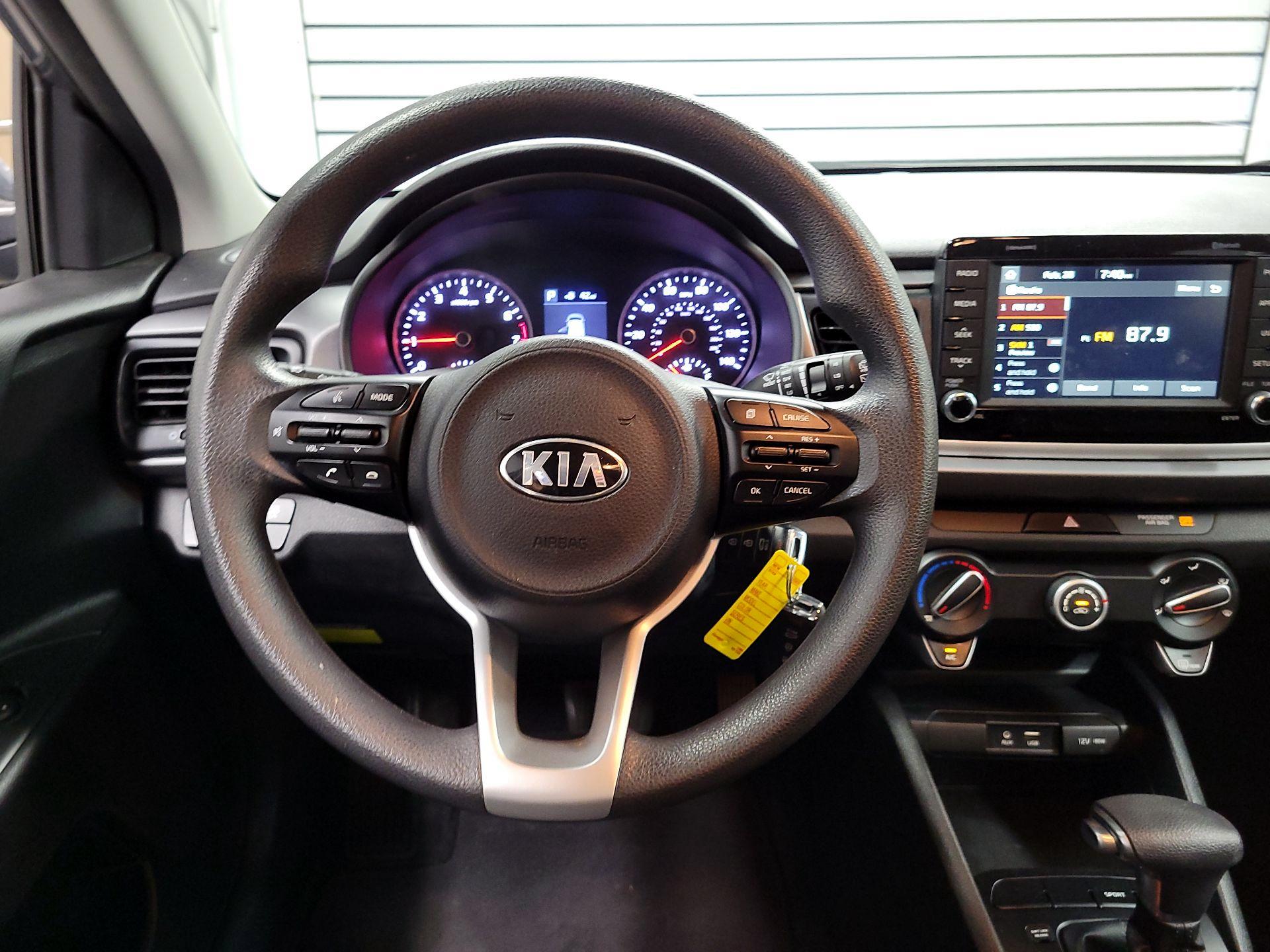 Thumbnail: 2019 Kia Rio5 - 10