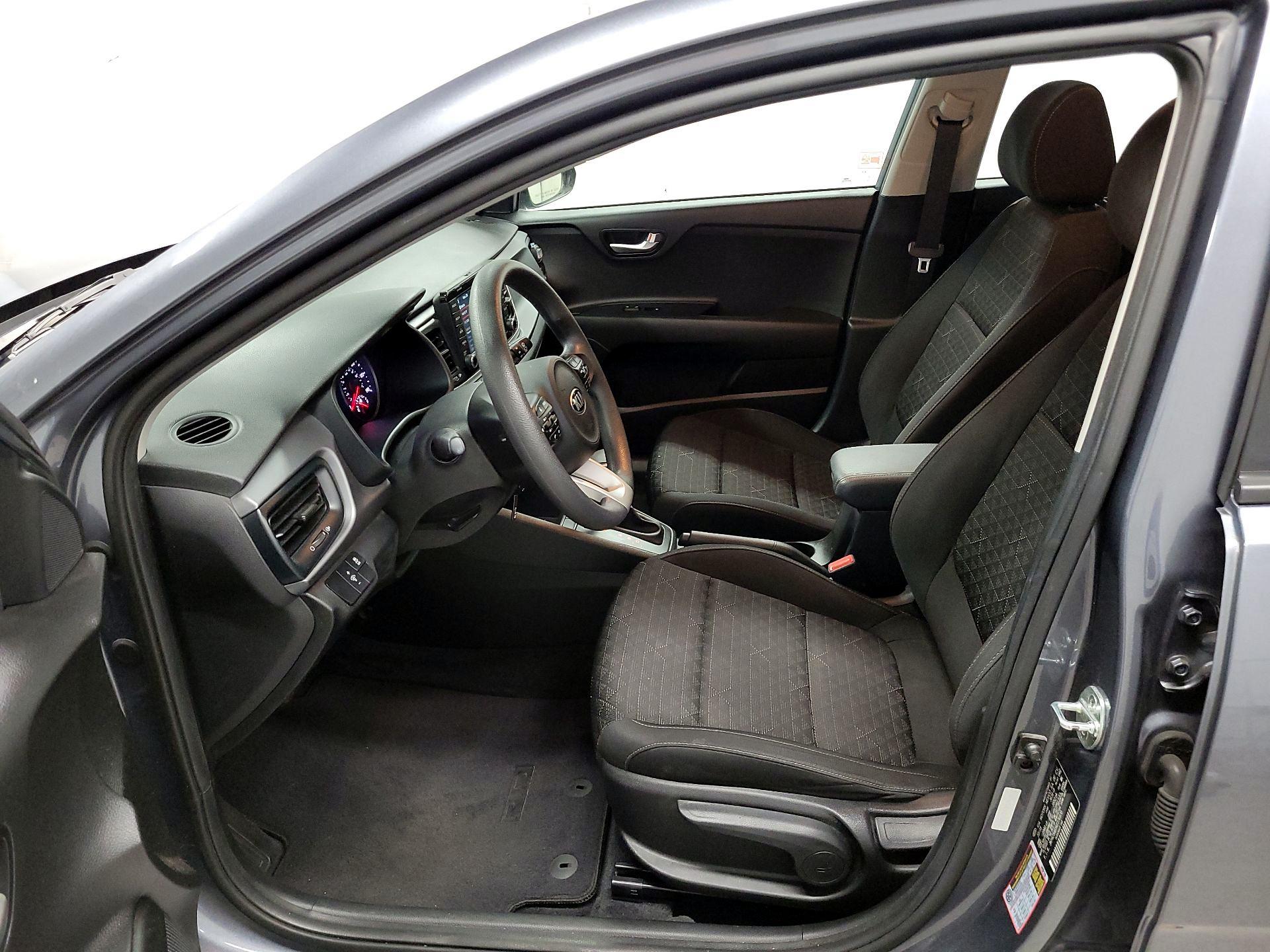 Thumbnail: 2019 Kia Rio5 - 11