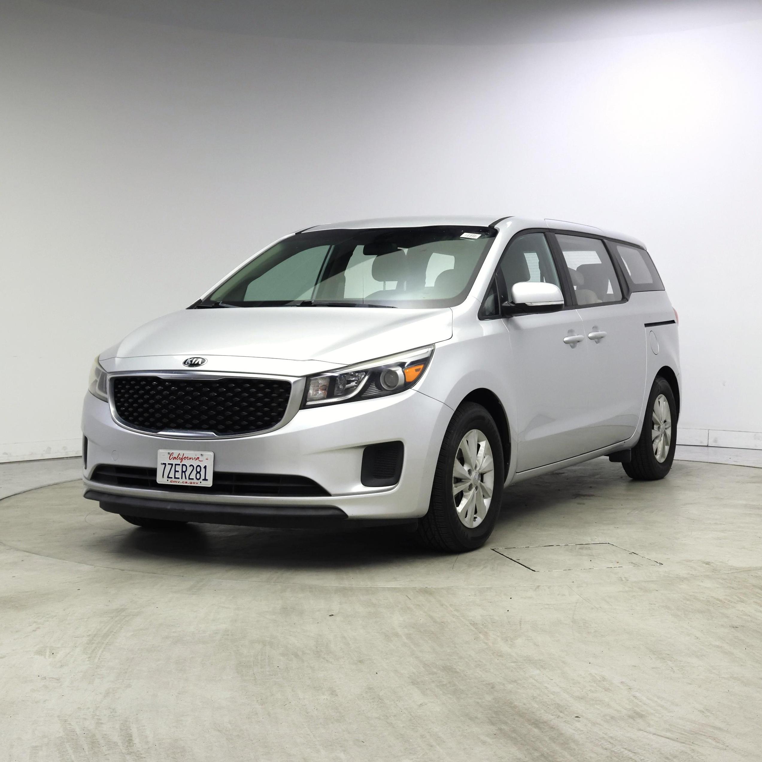 Thumbnail: 2017 Kia Sedona - 4