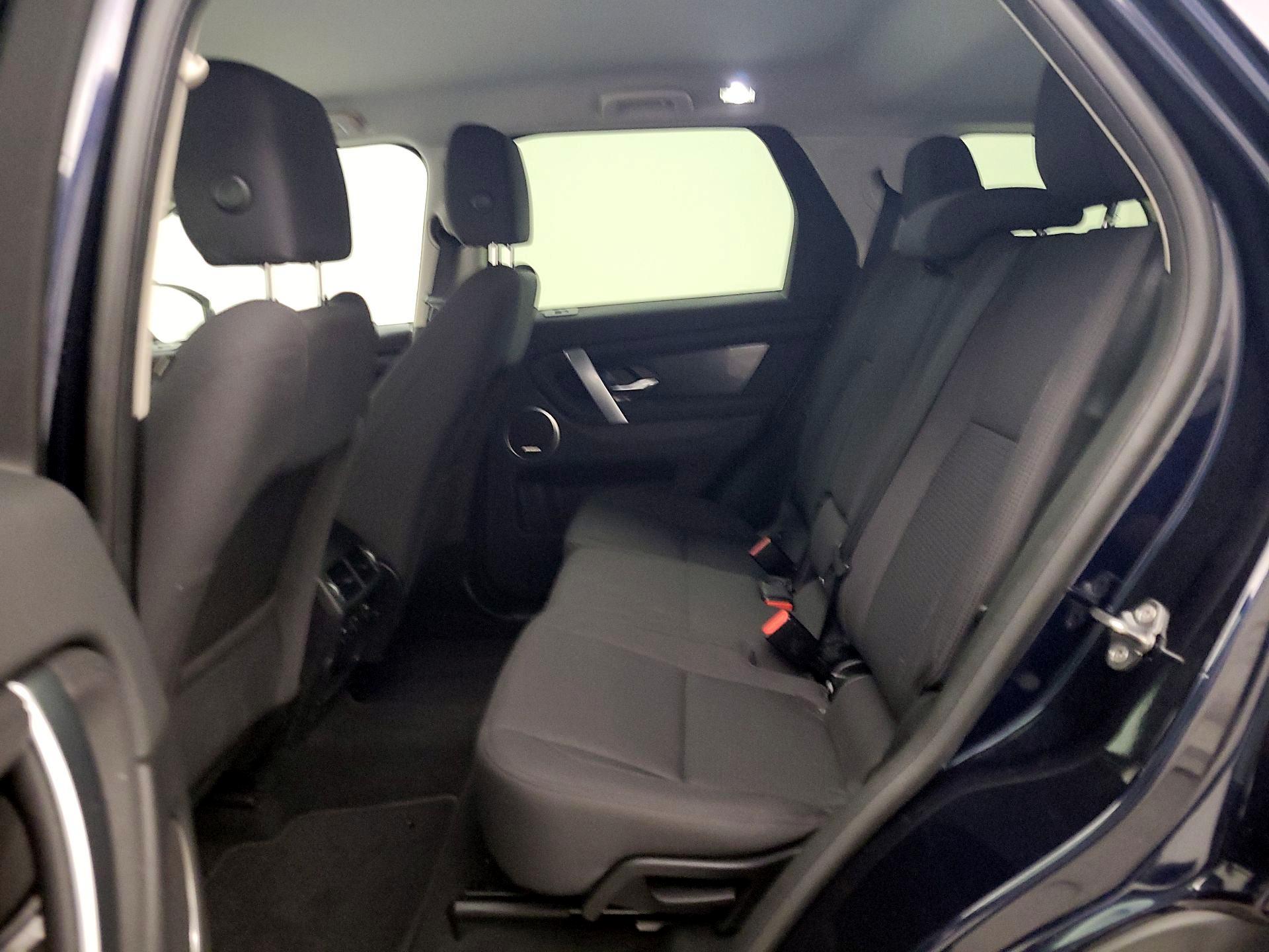 Thumbnail: 2020 Land Rover Discovery Sport - 19