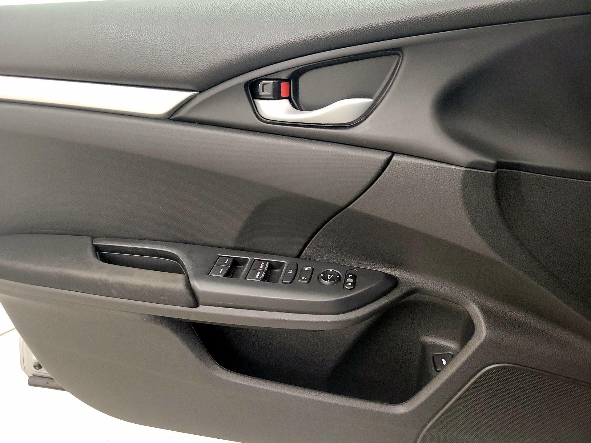 Thumbnail: 2020 Honda Civic - 12