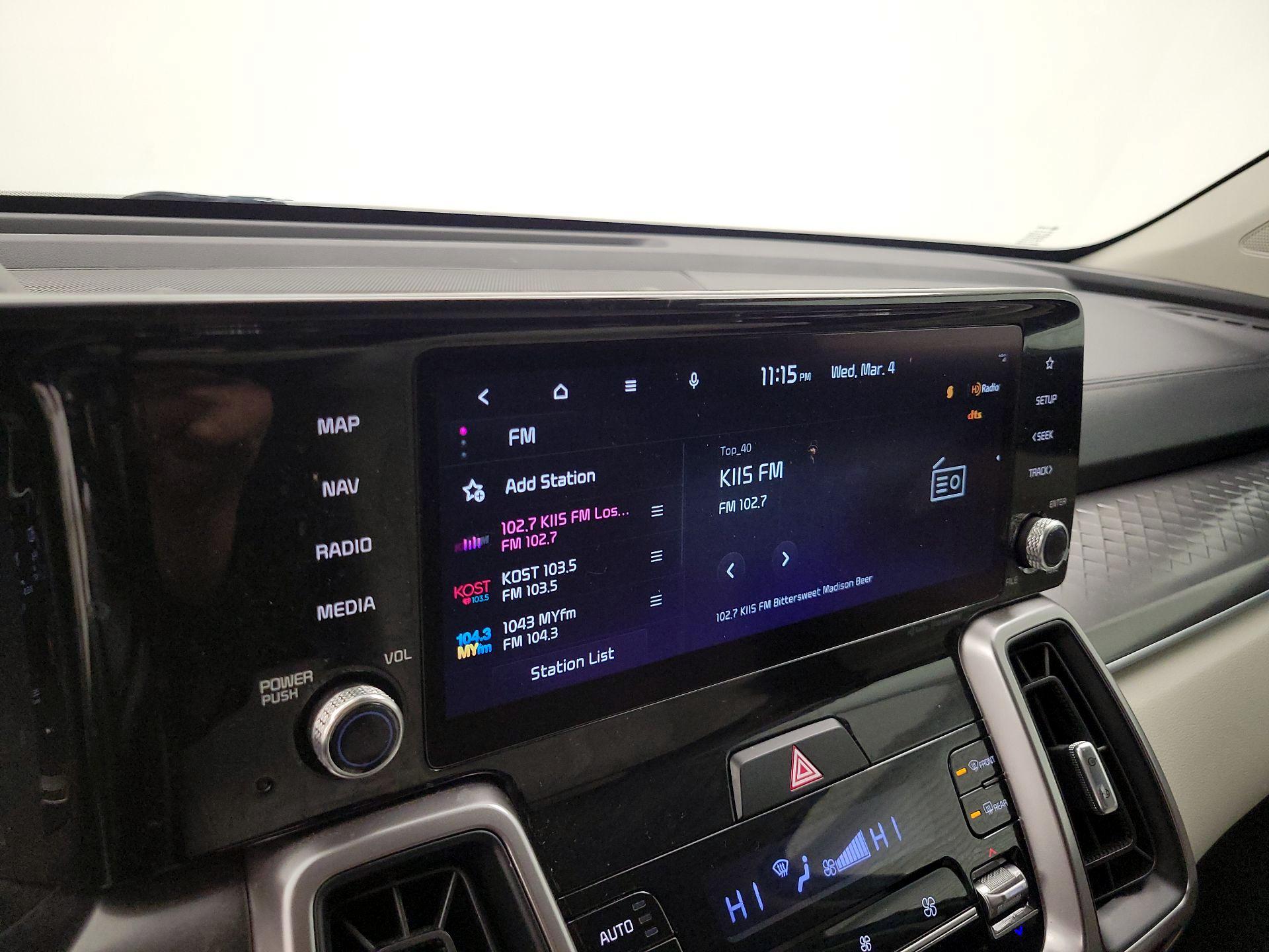 Thumbnail: 2023 Kia Sorento - 15
