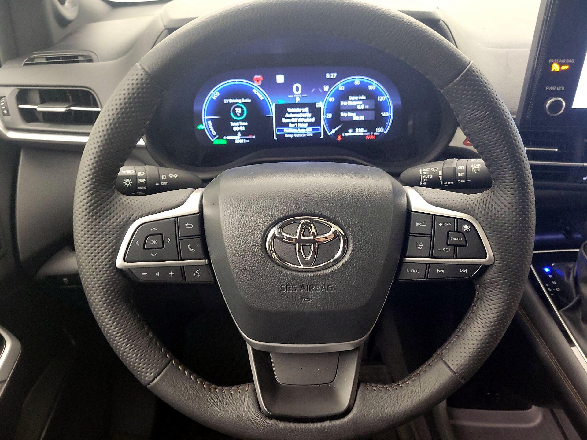 Thumbnail: 2025 Toyota Sienna - 10