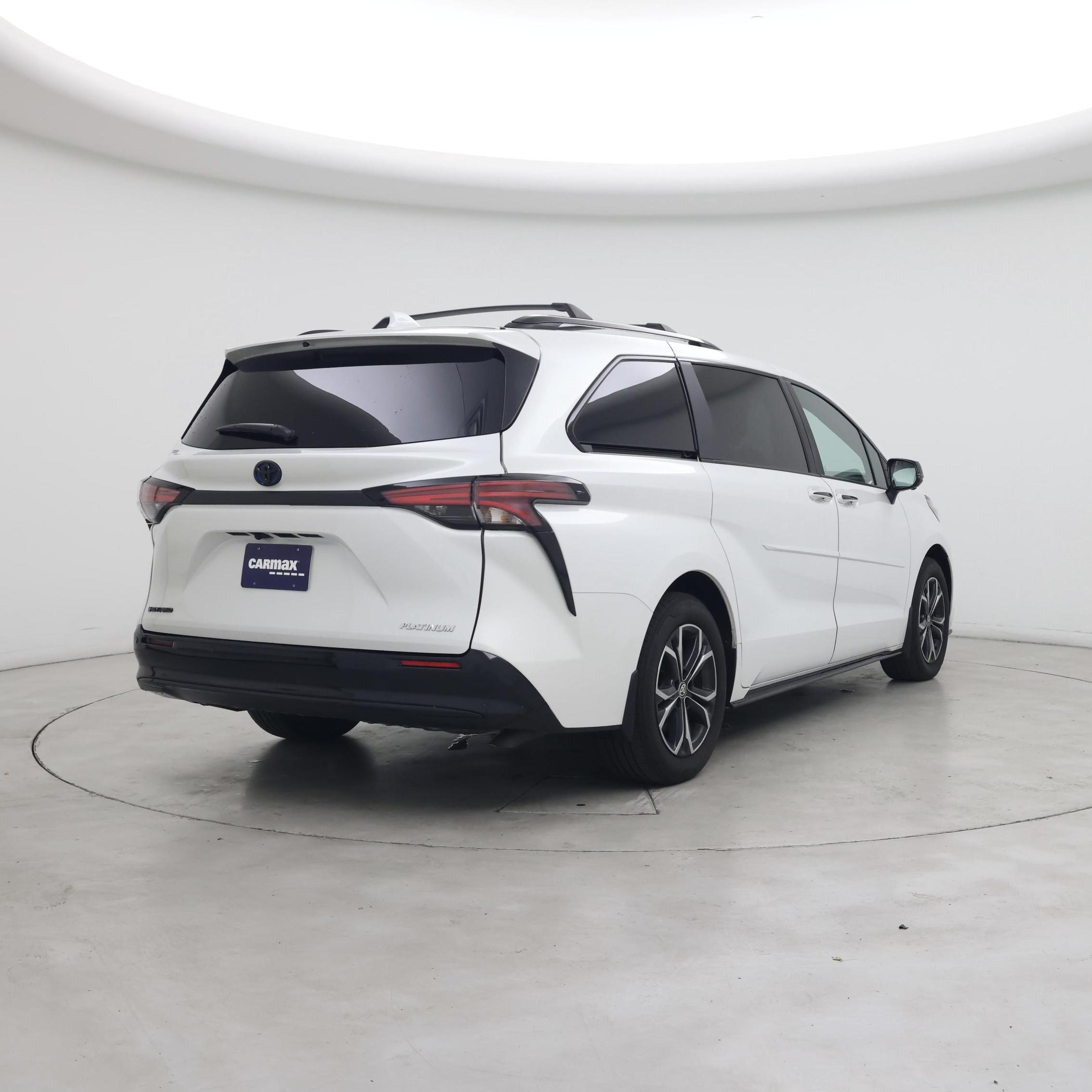 Thumbnail: 2025 Toyota Sienna - 8