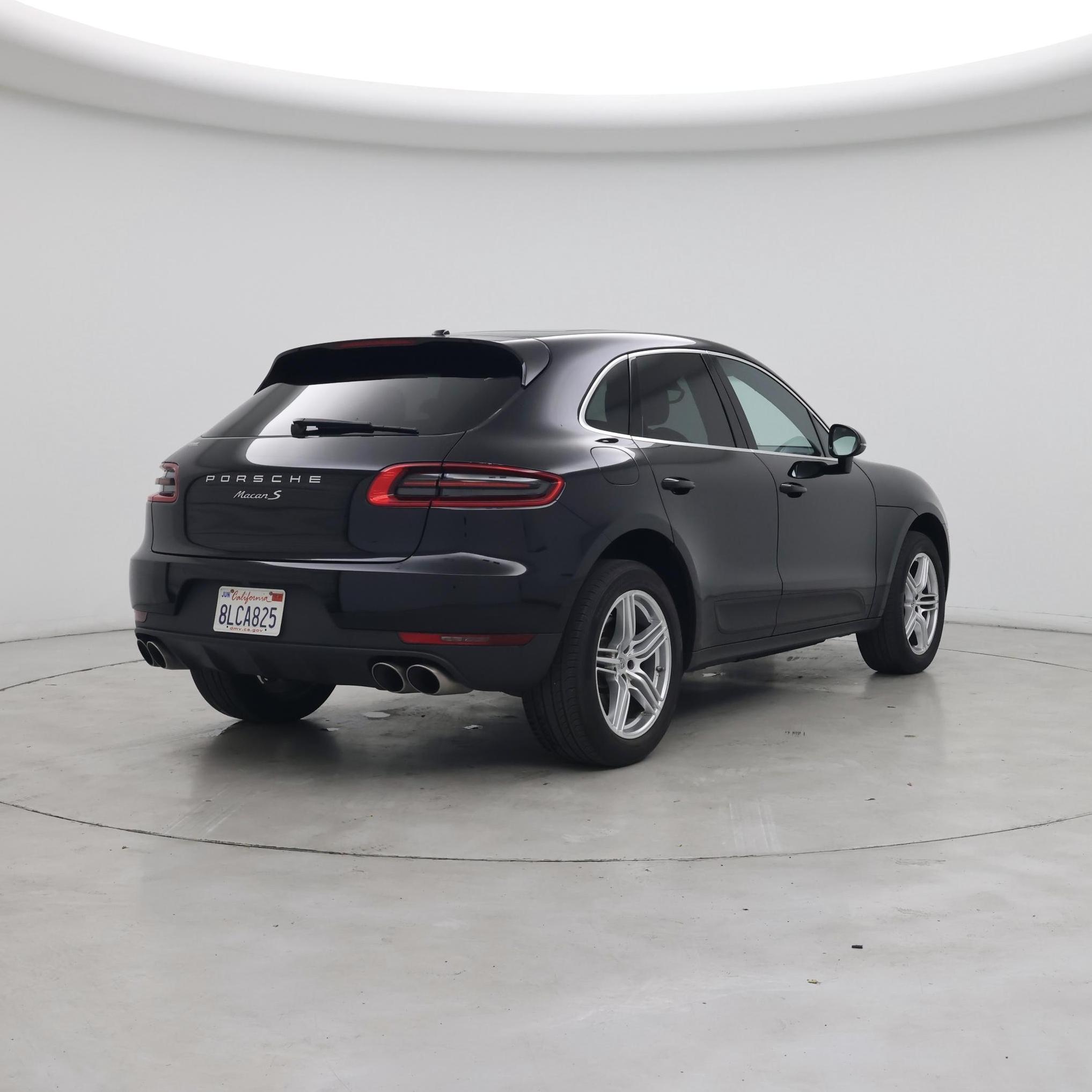 Thumbnail: 2015 Porsche Macan - 8