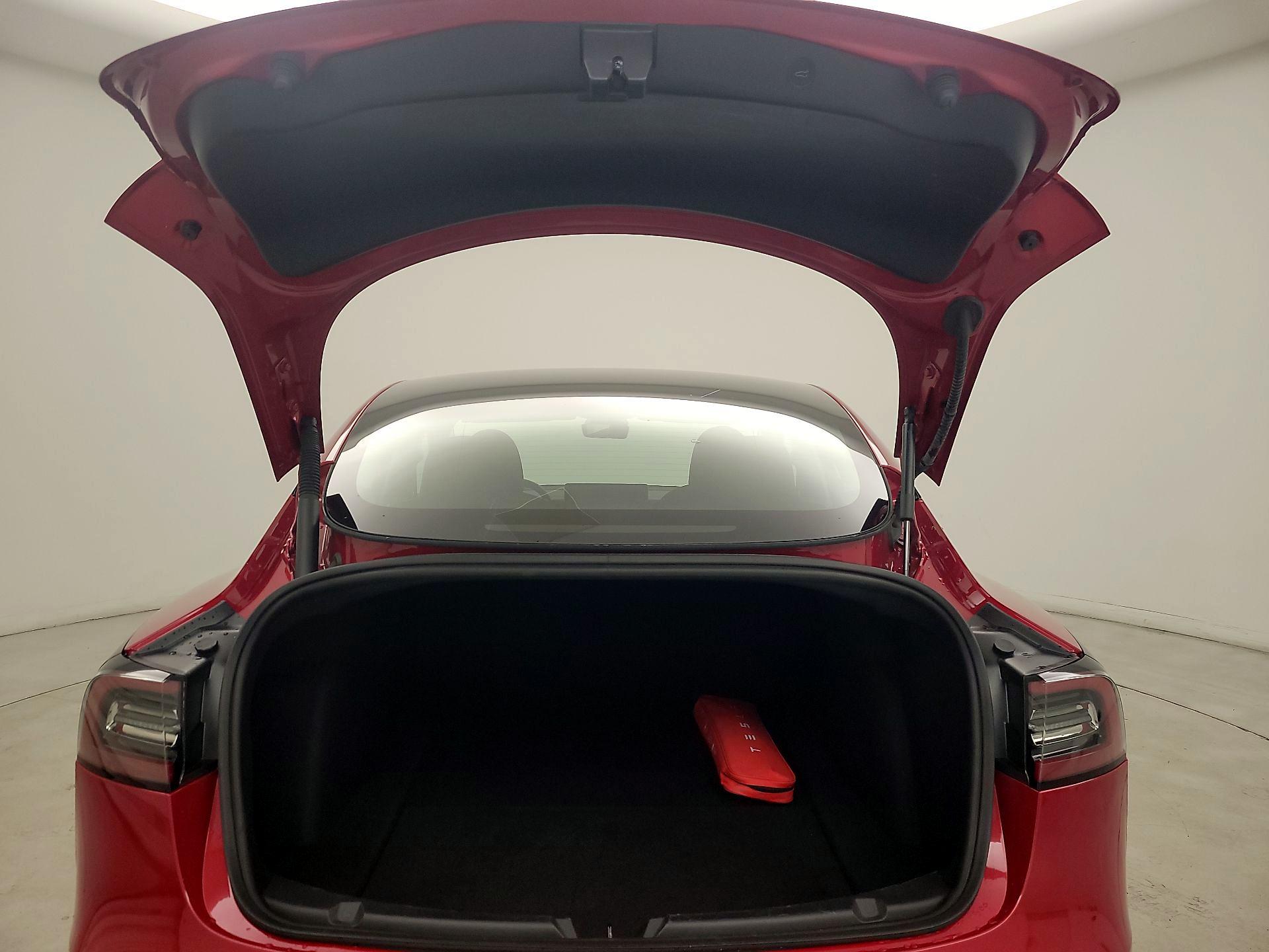 Thumbnail: 2023 Tesla Model 3 - 20