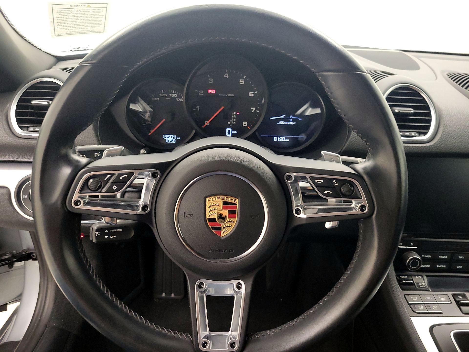 Thumbnail: 2021 Porsche 718 Boxster - 10