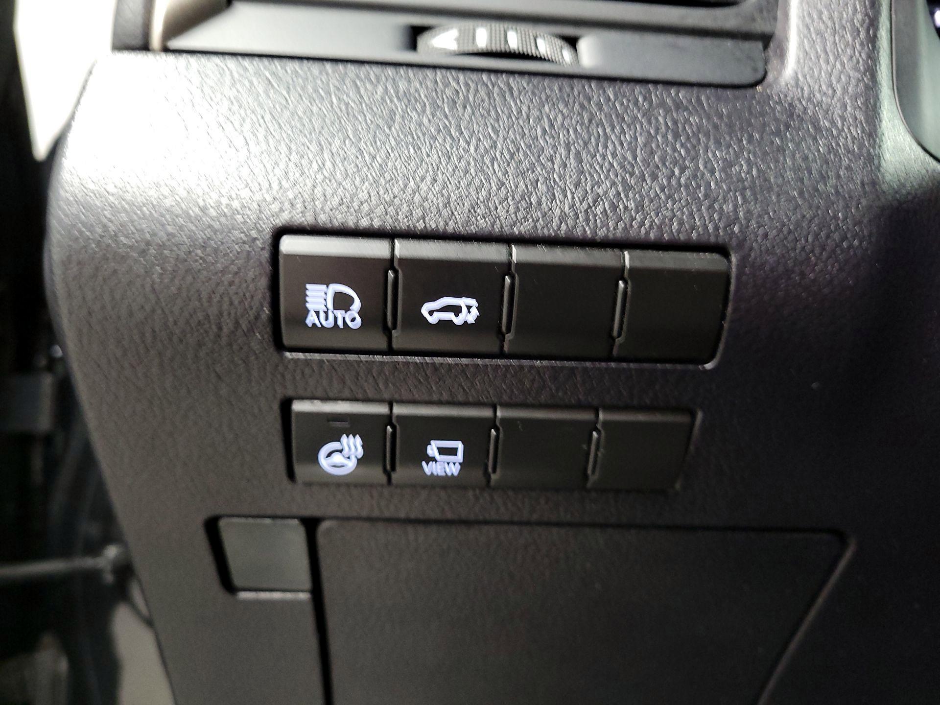 Thumbnail: 2021 Lexus RX - 13