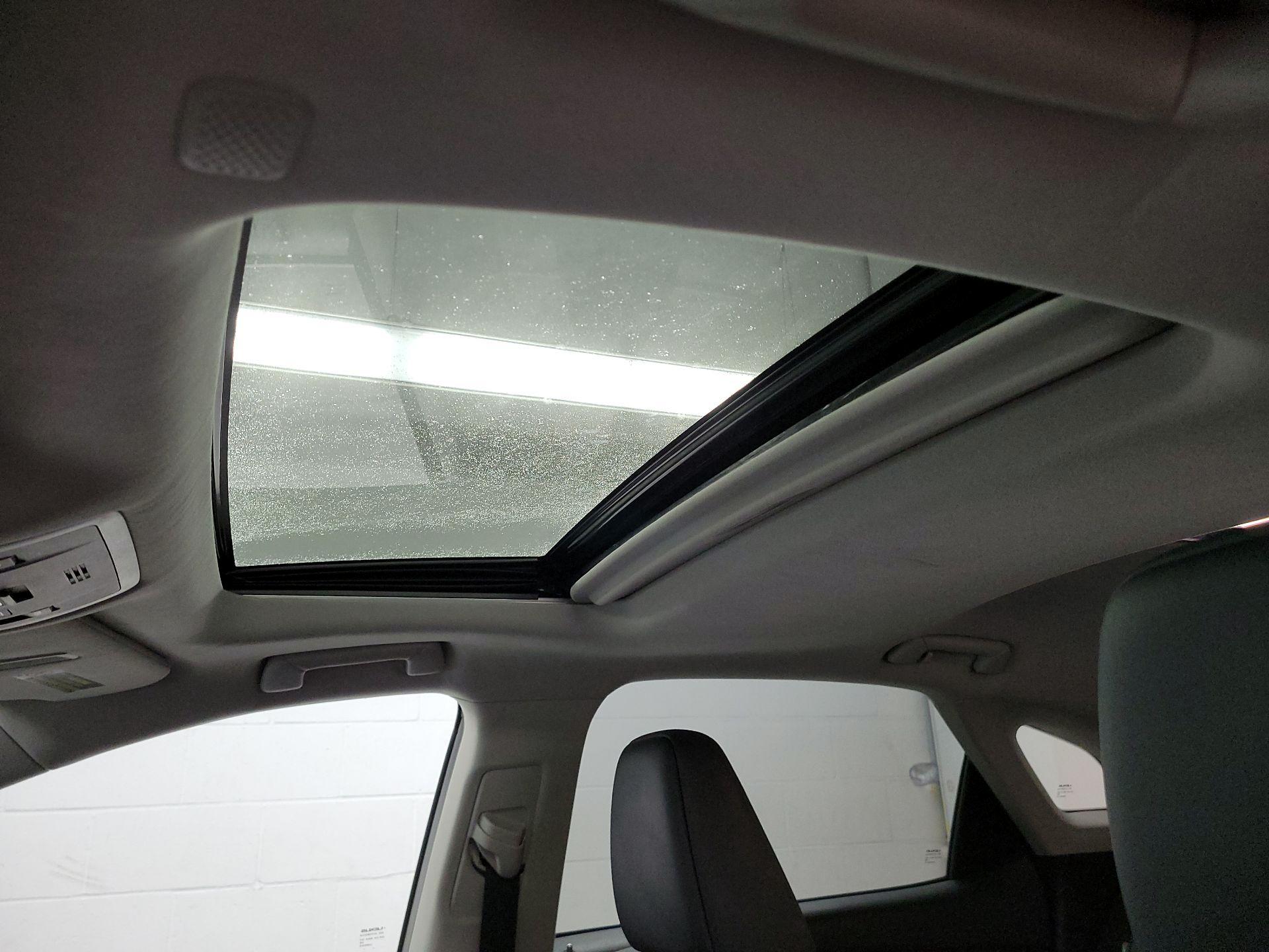 Thumbnail: 2021 Lexus RX - 20