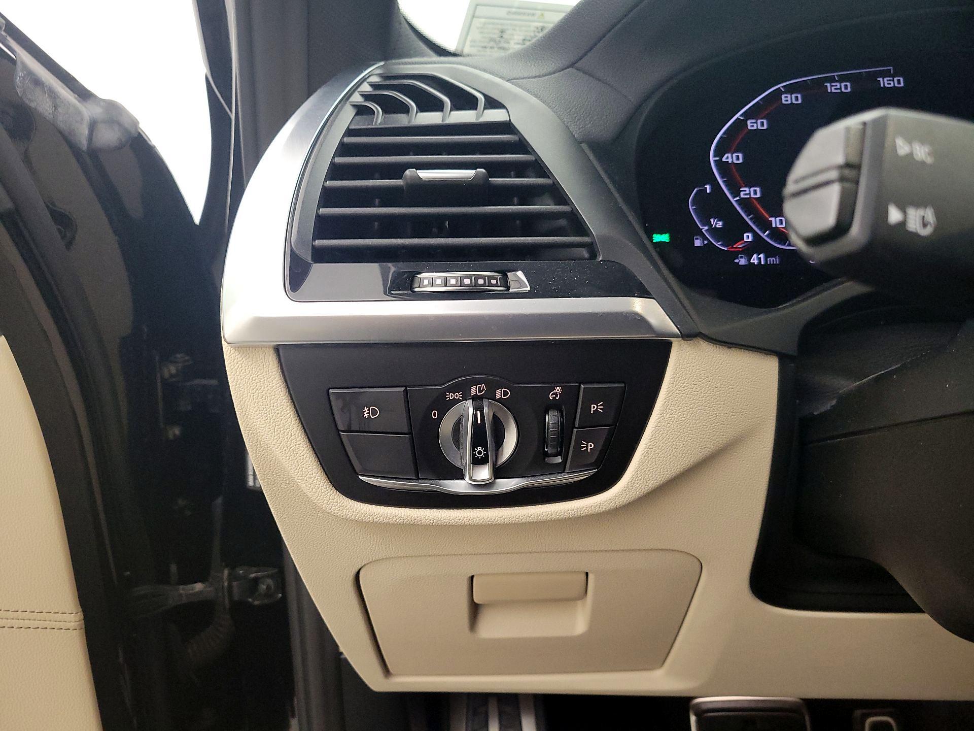 Thumbnail: 2020 BMW X4 - 13