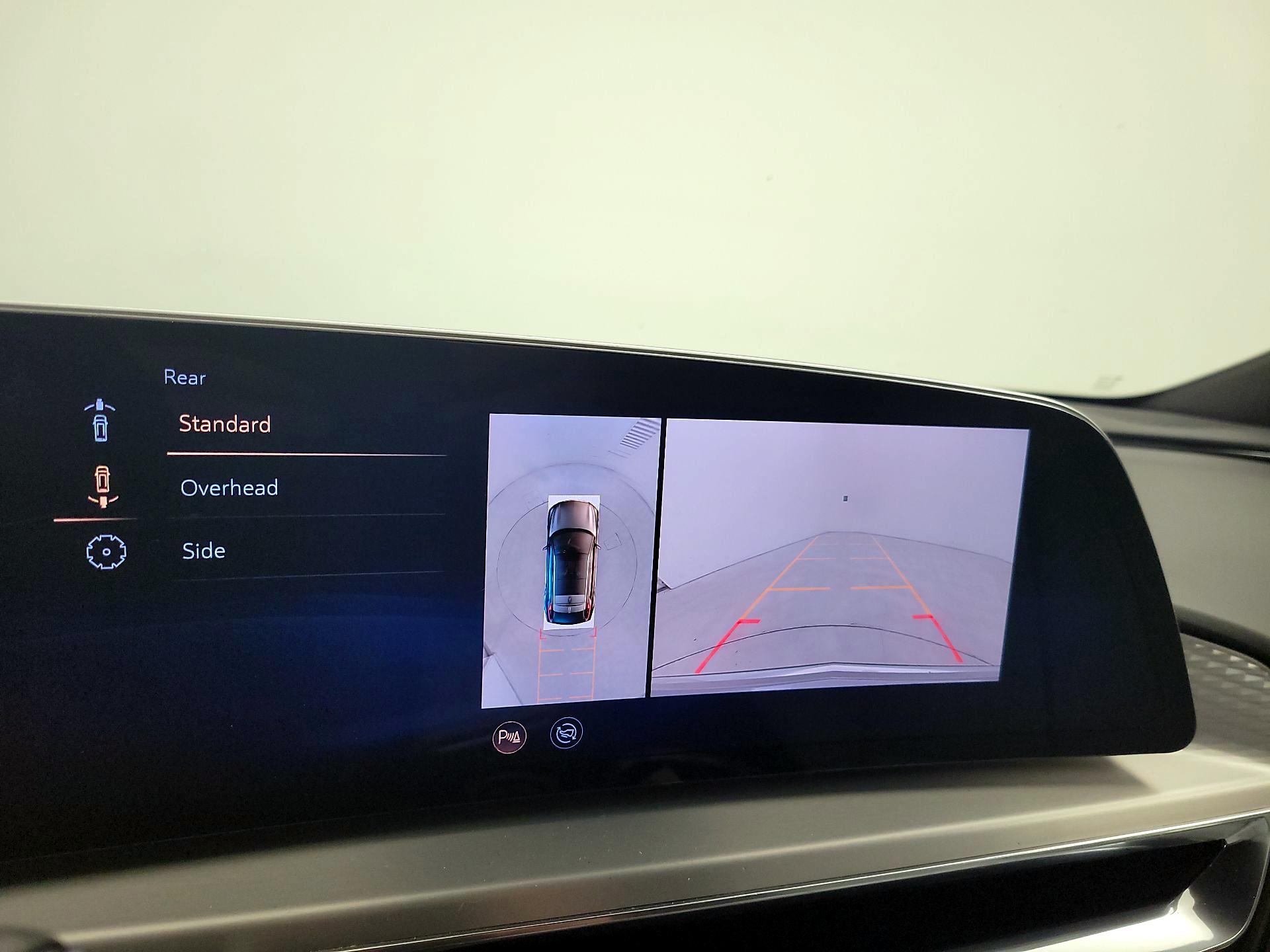 Thumbnail: 2023 Cadillac Lyriq - 14